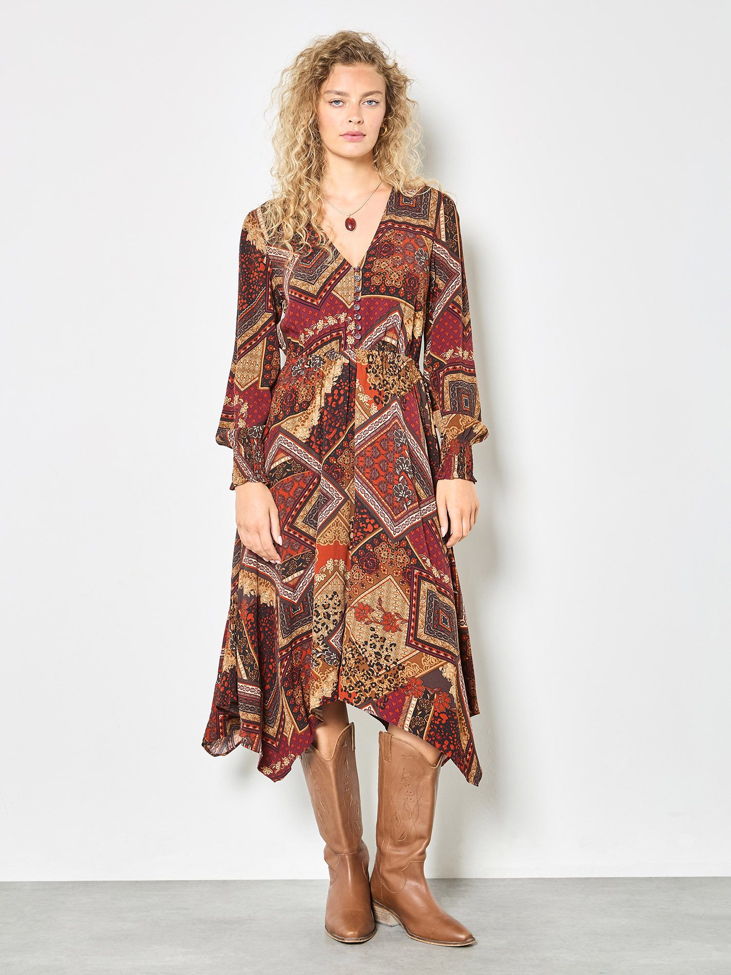 Apricot Druckkleid Midikleid mit asymmetrischem Saum