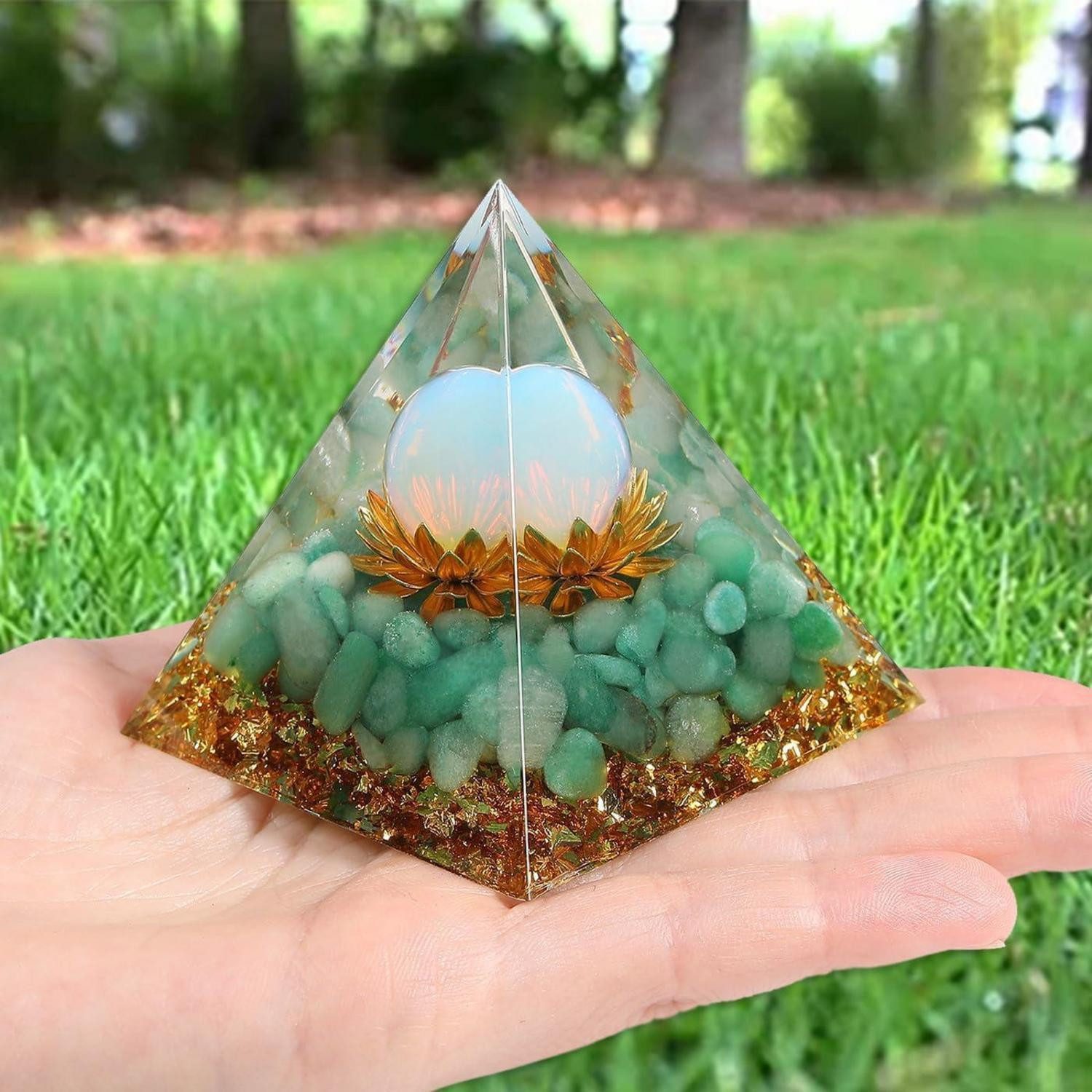 LuxusKollektion Edelstein Kristalle Pyramide Orgonit Grün Aventurin Heilkristalle Lotus Positive – Bild 3 von 5