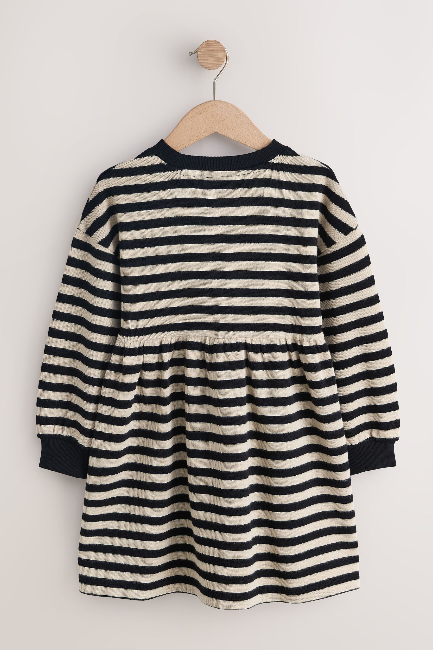 Next Sweatkleid Gemütliches Pulloverkleid mit Rippenstruktur (1-tlg)