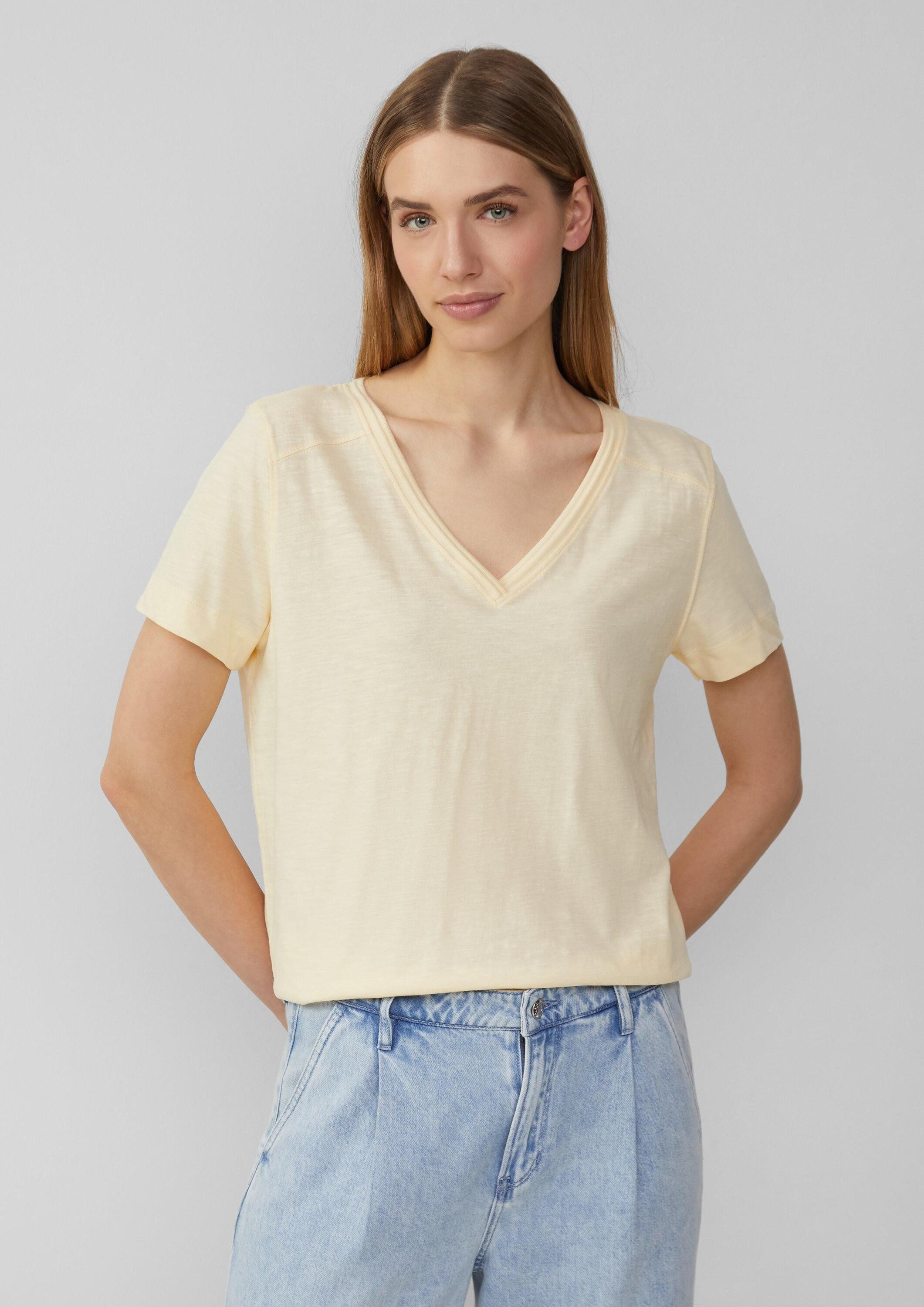 s.Oliver Kurzarmshirt T-Shirt T-Shirt aus Flammgarn mit V-Ausschnitt günstig online kaufen