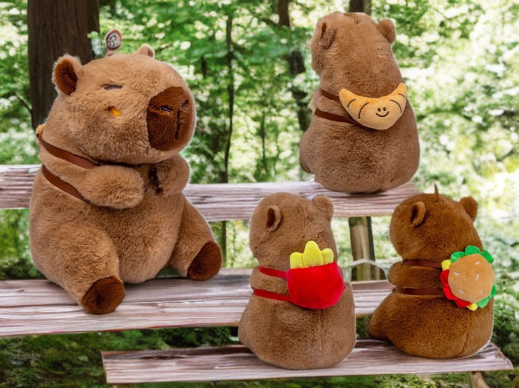 soma Kuscheltier Capybara Kuscheltier braun 35 cm Plüsch mit Snackrucksack Croissant (Set, 1-St., Geschenk-Set), Kuscheliges Capybara mit Snack-Accessoire auf dem Rücken Geschenkidee