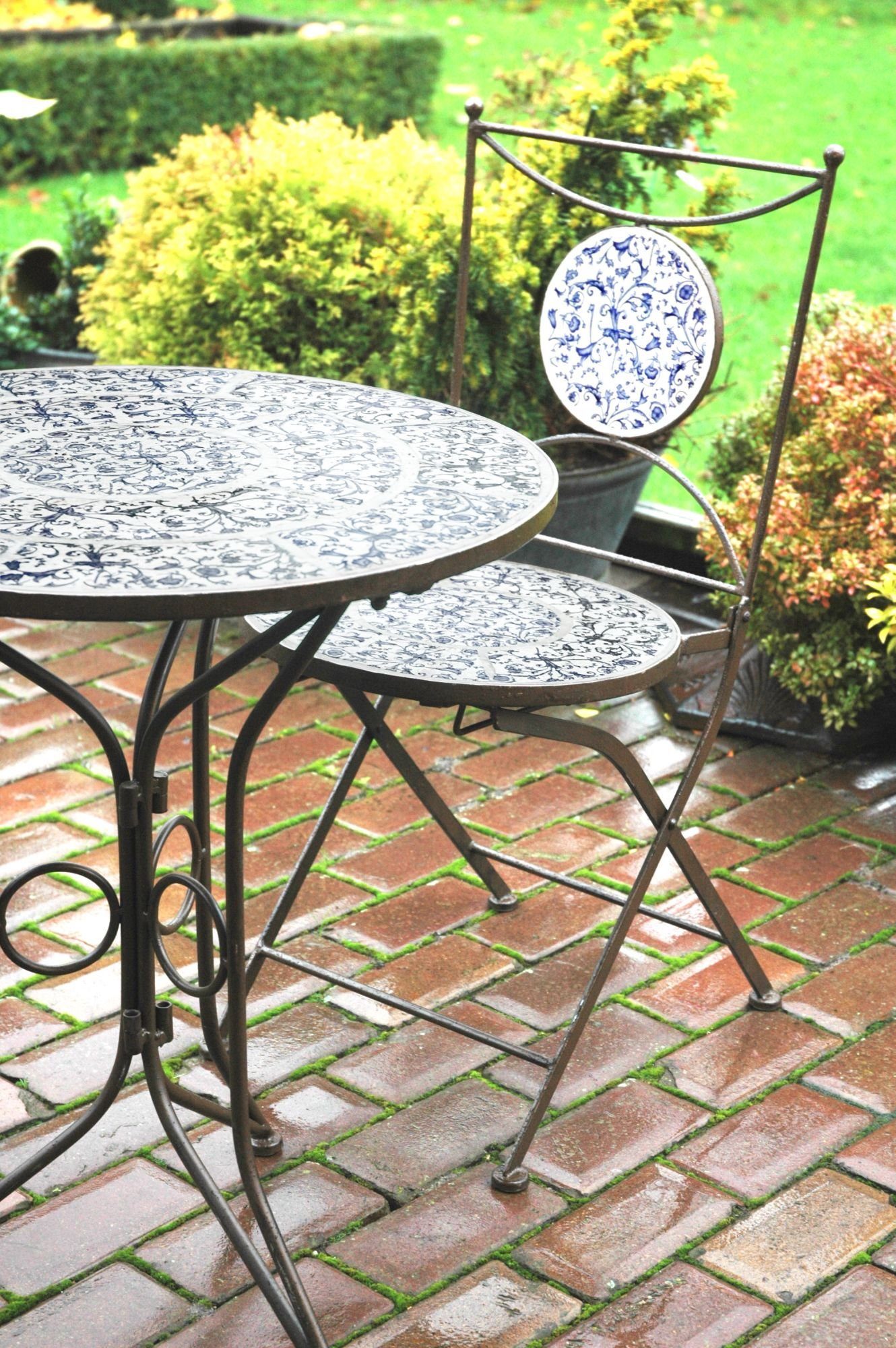 Esschert Design BV Gestell mit (1-St), Metall Gartentisch Oberfläche, aus Bistrotisch Keramik