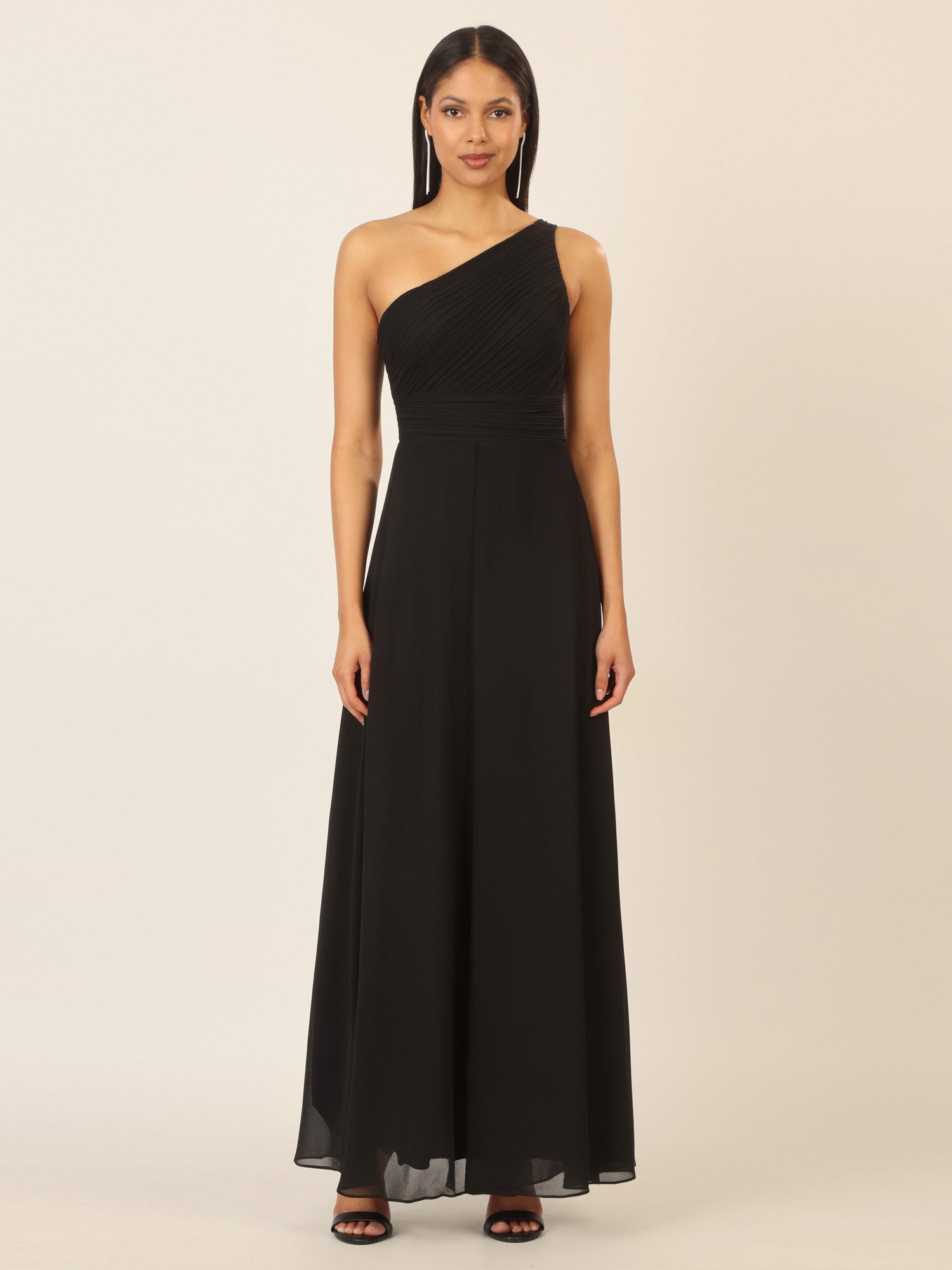 Apart Abendkleid mit Plissee- Drapierung vorne günstig online kaufen