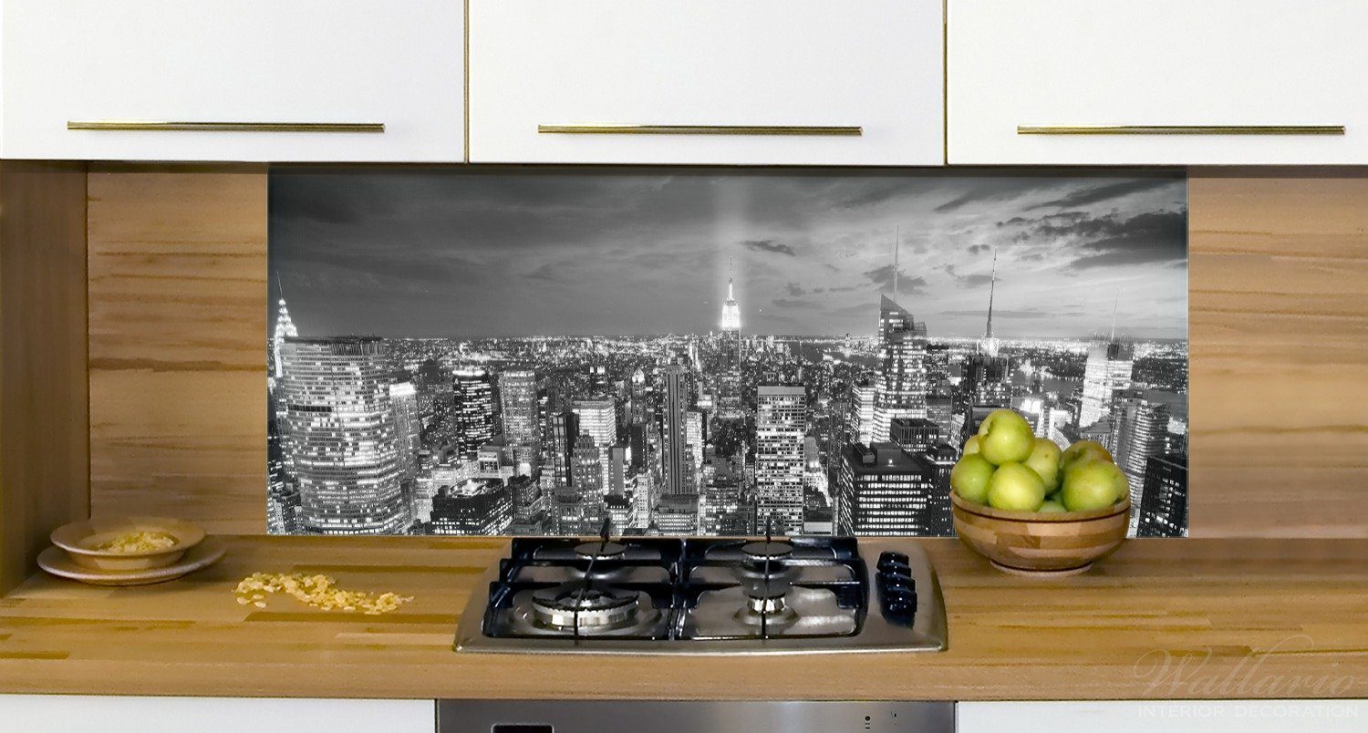 die New Wallario York - über Küchenrückwand - Stadt Nacht (1-tlg) Panoramablick schwarzweiß, bei