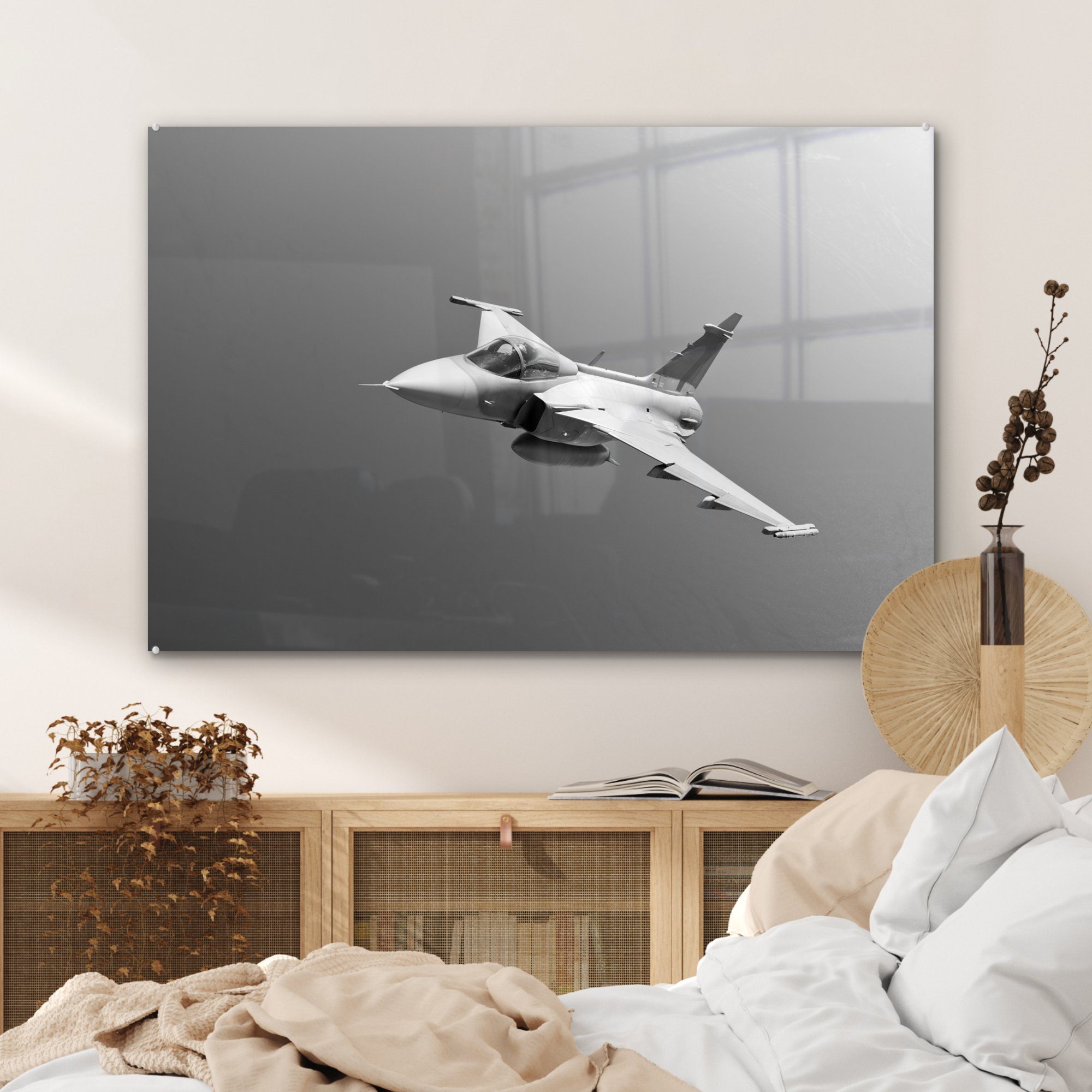 MuchoWow Acrylglasbild Ein weiß, Kampfjet Wohnzimmer (1 Schlafzimmer klaren schwarz - weißer und am & St), Acrylglasbilder Himmel