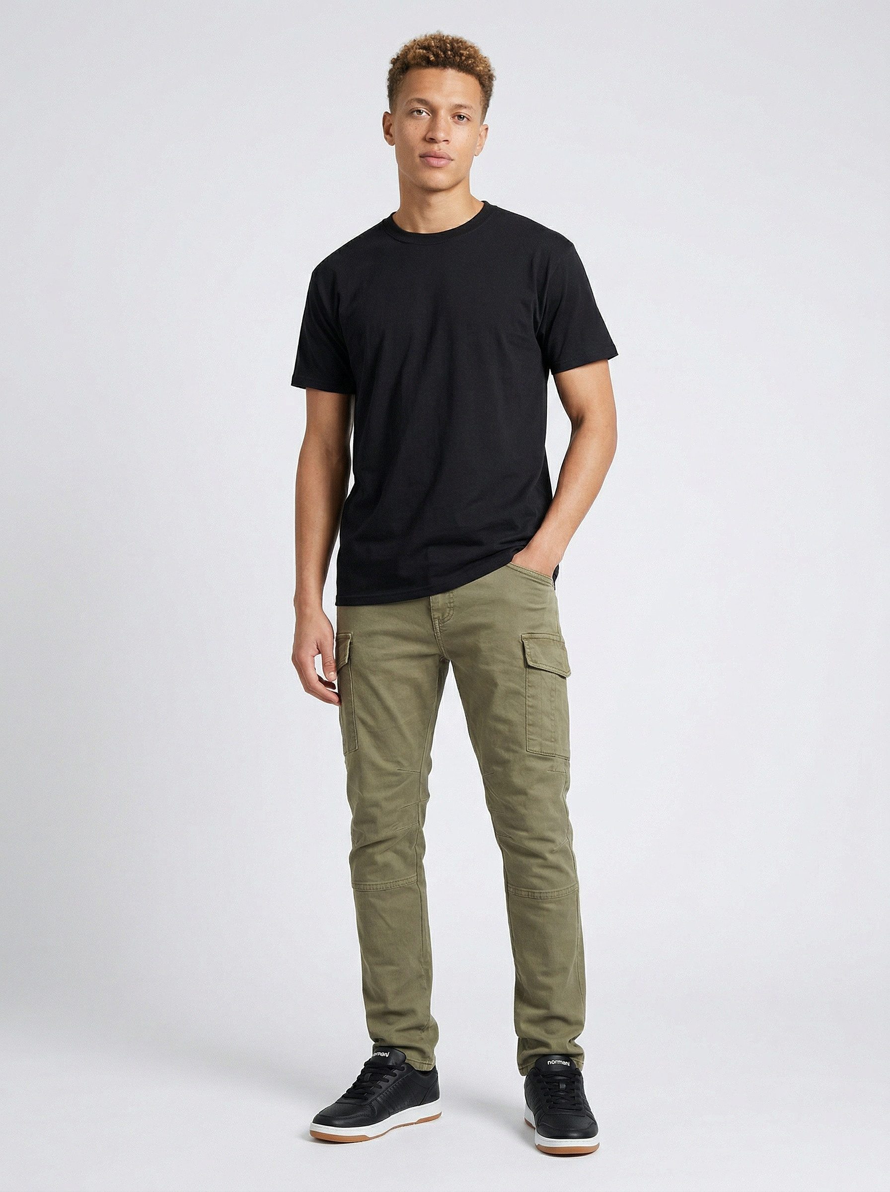 Zum Outfit 9
