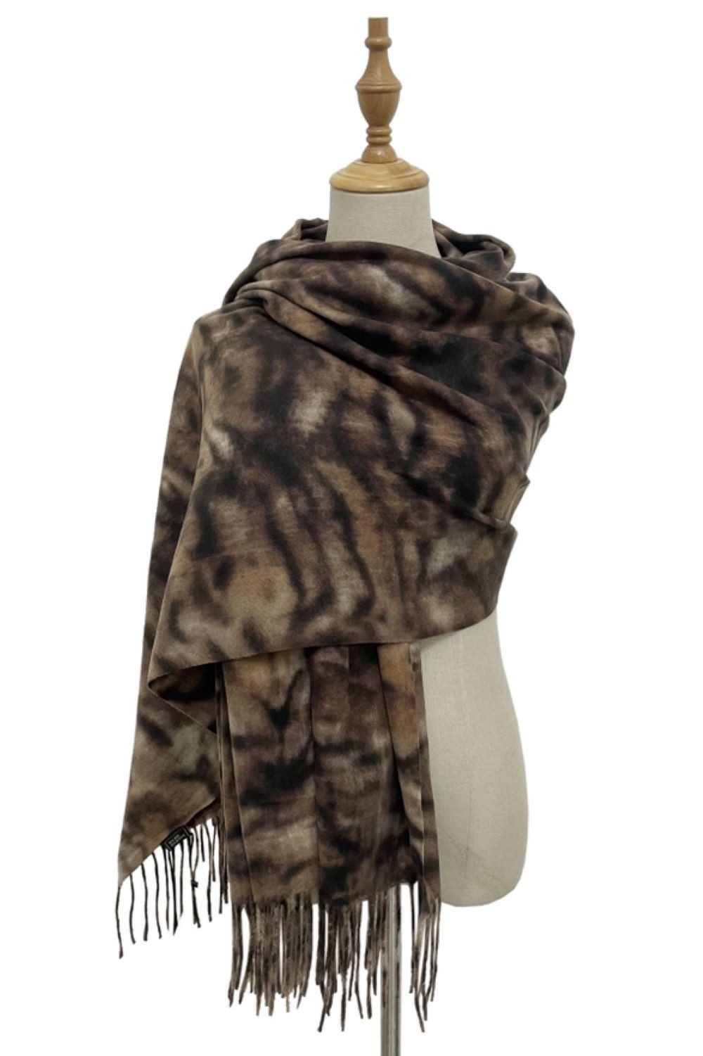 Fashion Scarf World Modeschal Weicher Wollquastenschal mit Tiger-Streifenmuster, Hochwertige Wollmischung für optimalen Tragekomfort