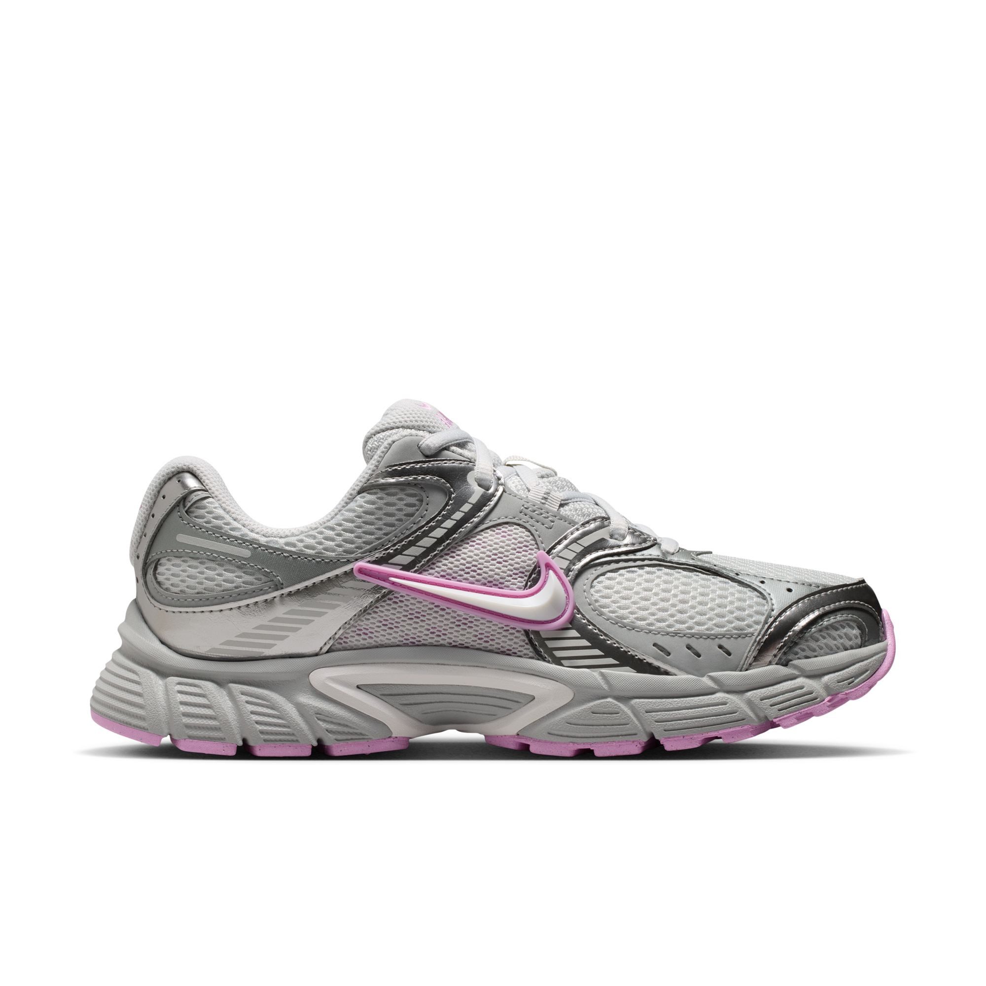 Nike Sportswear Nike V5 RNR Sneaker inspiriert vom Design des Y2K Nike Vomero 5