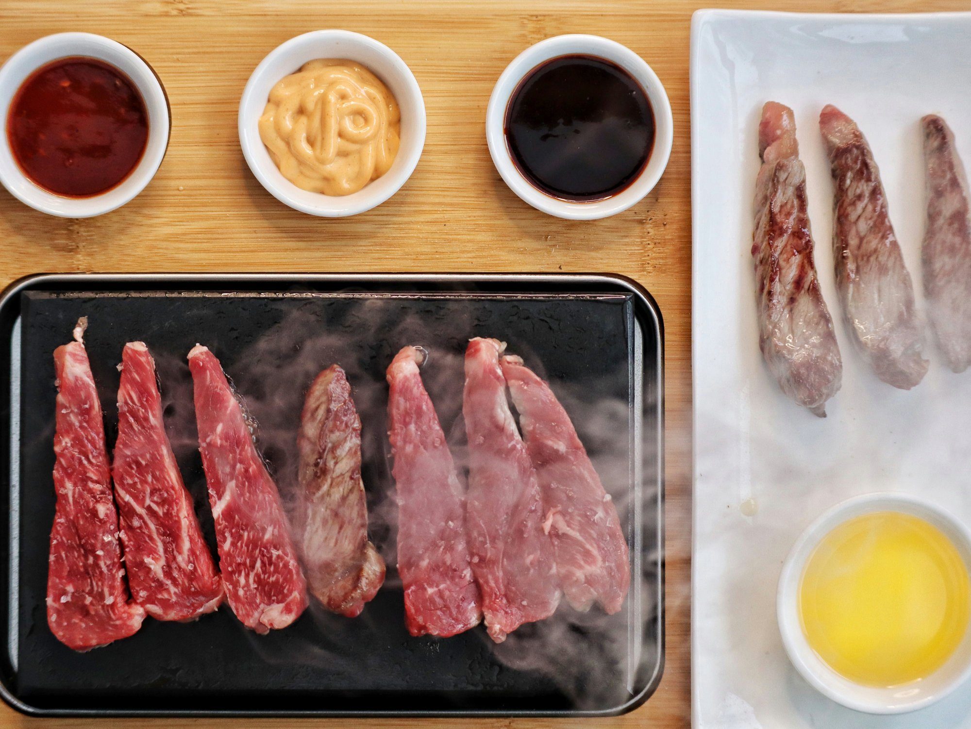 Mahlzeit Lavasteine Set (7-teilig), Set mit heißem Stein, Teller und Dipschalen