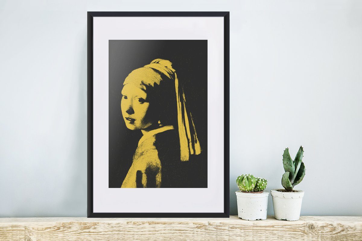 MuchoWow Poster Mädchen mit St), Bilderrahmen Rahmen, - Poster, Johannes (1 Schwarzem Kunstdruck, Gerahmtes Vermeer Perlenohrring mit einem Gelb, 