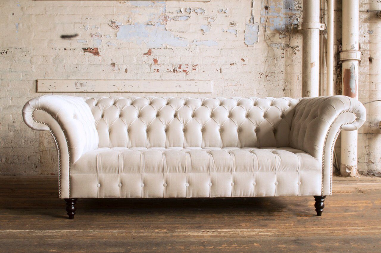 JVmoebel Chesterfield-Sofa Chesterfield Original Sofa JVMoebel Couch Textil Stoff 225cm, Die Rückenlehne mit Knöpfen.