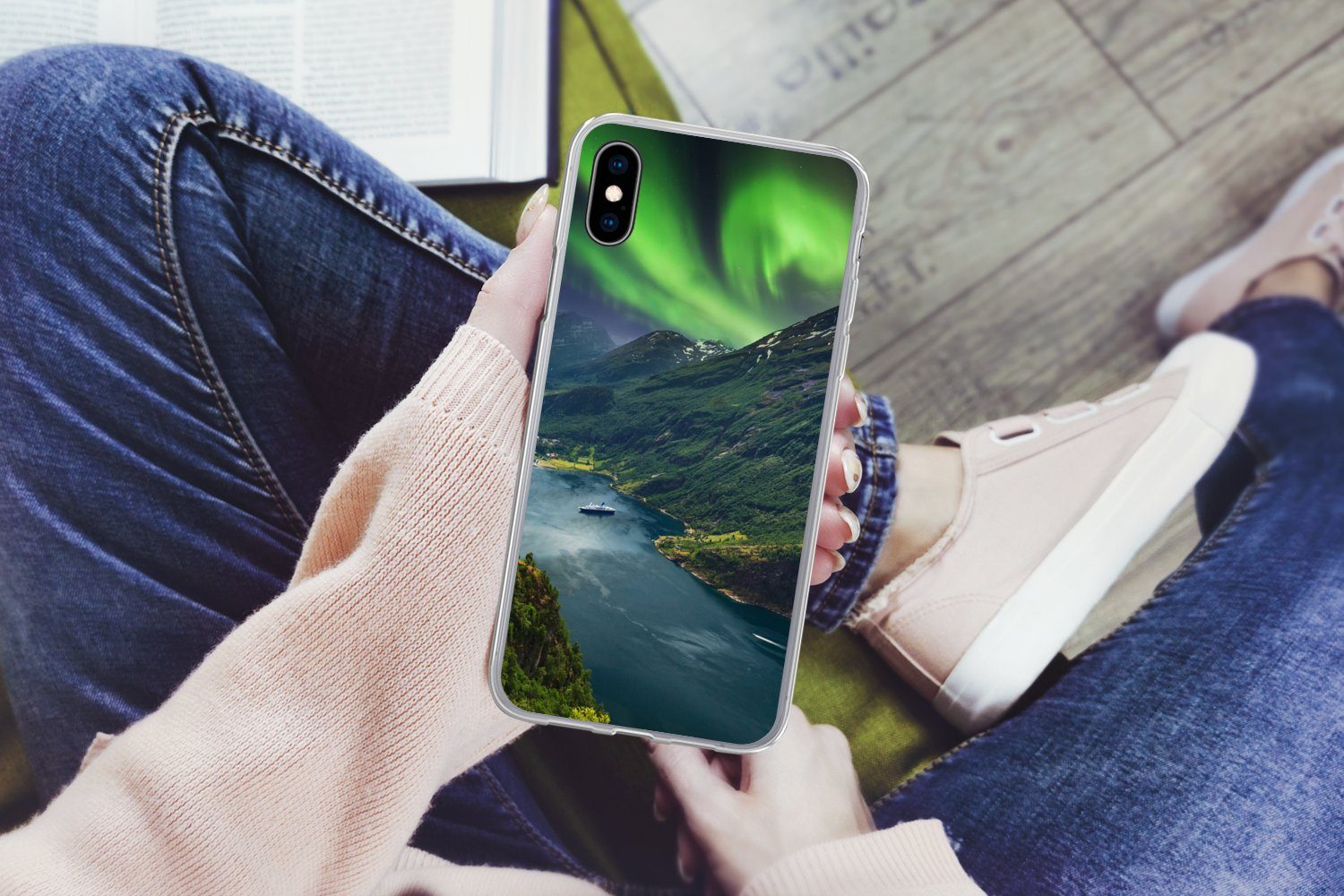 MuchoWow Handyhülle für Apple iPhone X Nordlichter - Berg - Boot - Norwegen, Smartphone-Bumper, Print, Handy Schutzhülle Dünn