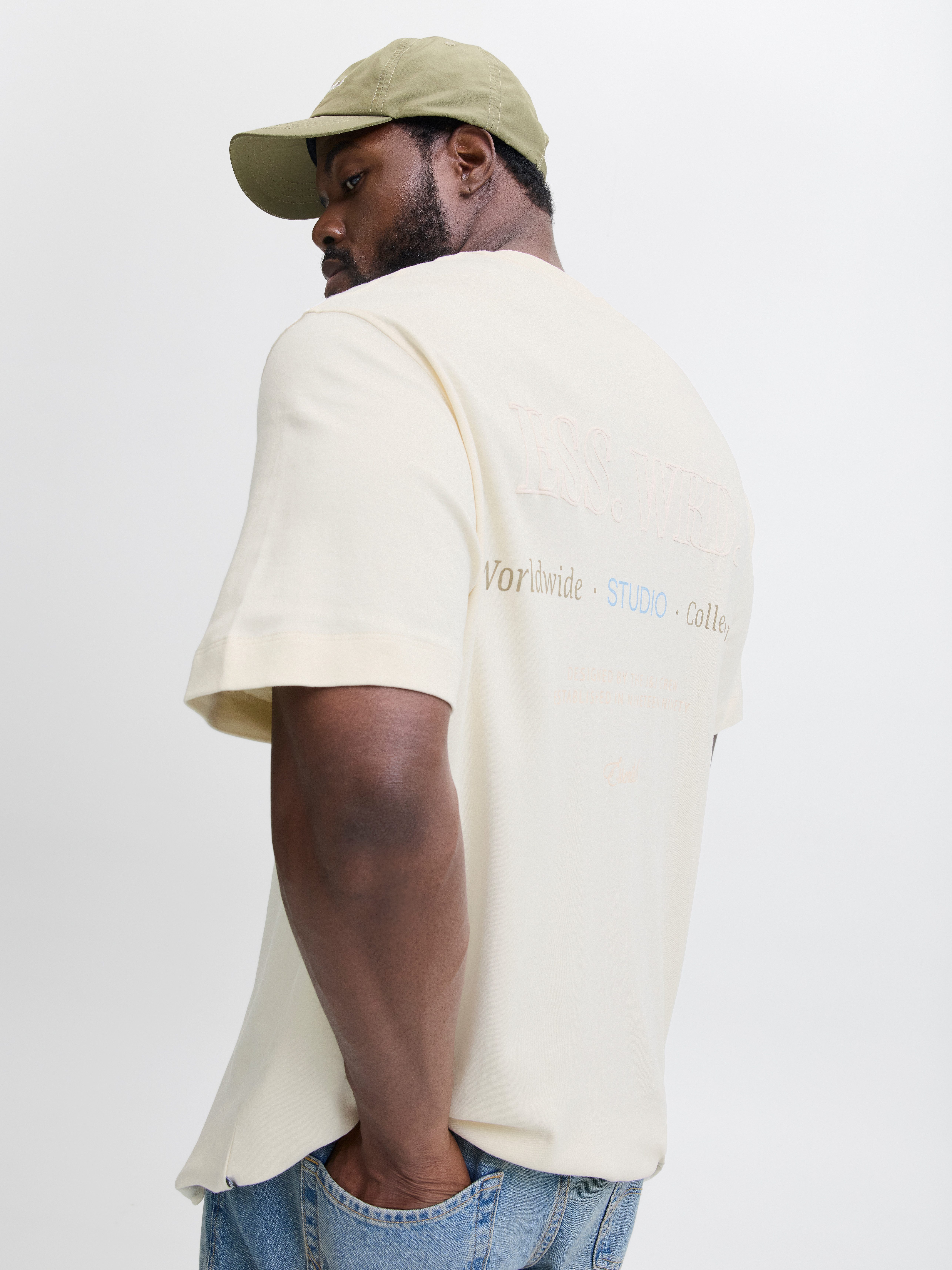 Jack & Jones PlusSize T-Shirt JJEURBAN EDGE STUDIO TEE SS SN PLS mit Logobranding