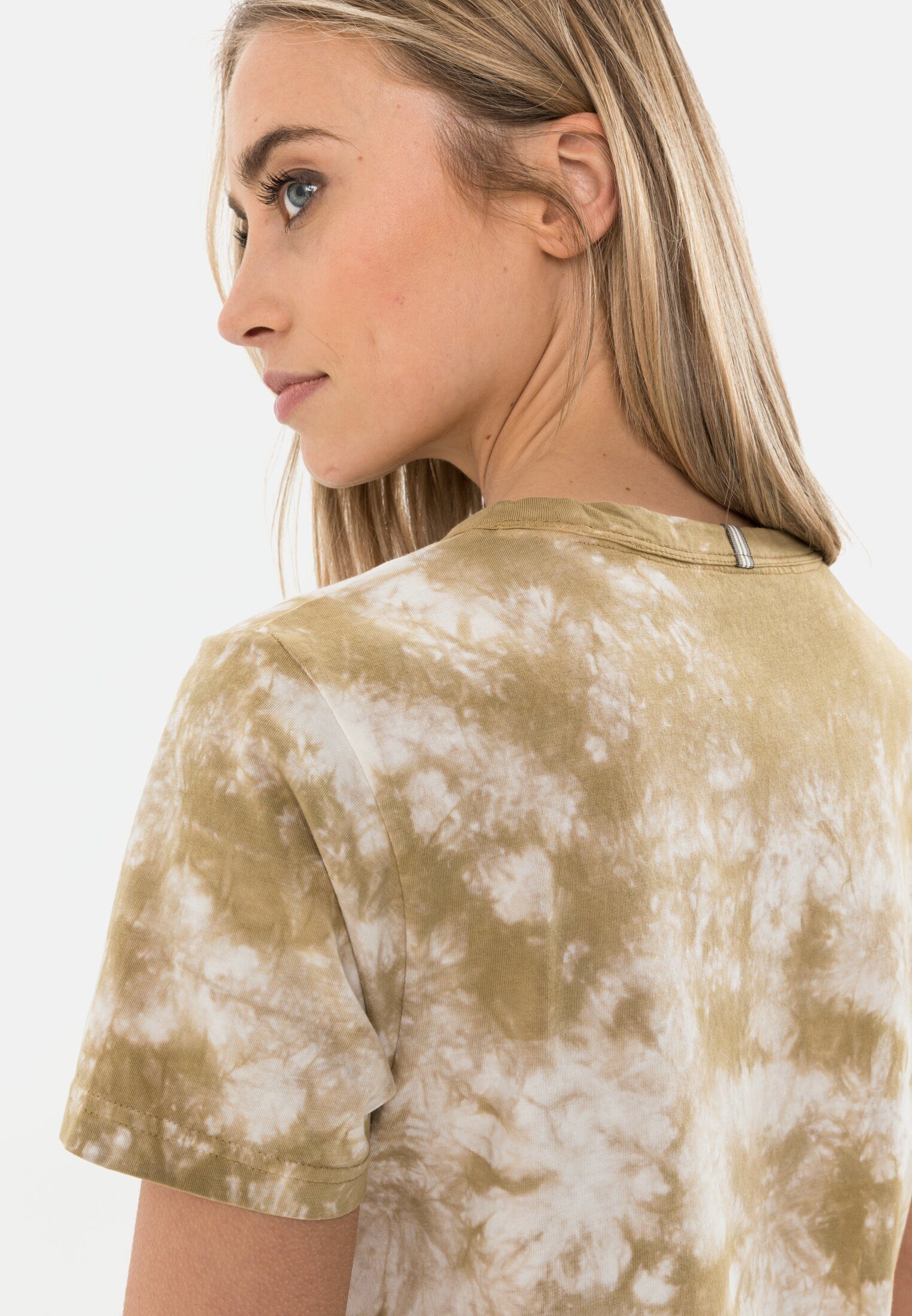 Damen Shirts camel active T-Shirt Kurzarm T-Shirt mit Batikmuster aus Organic Cotton