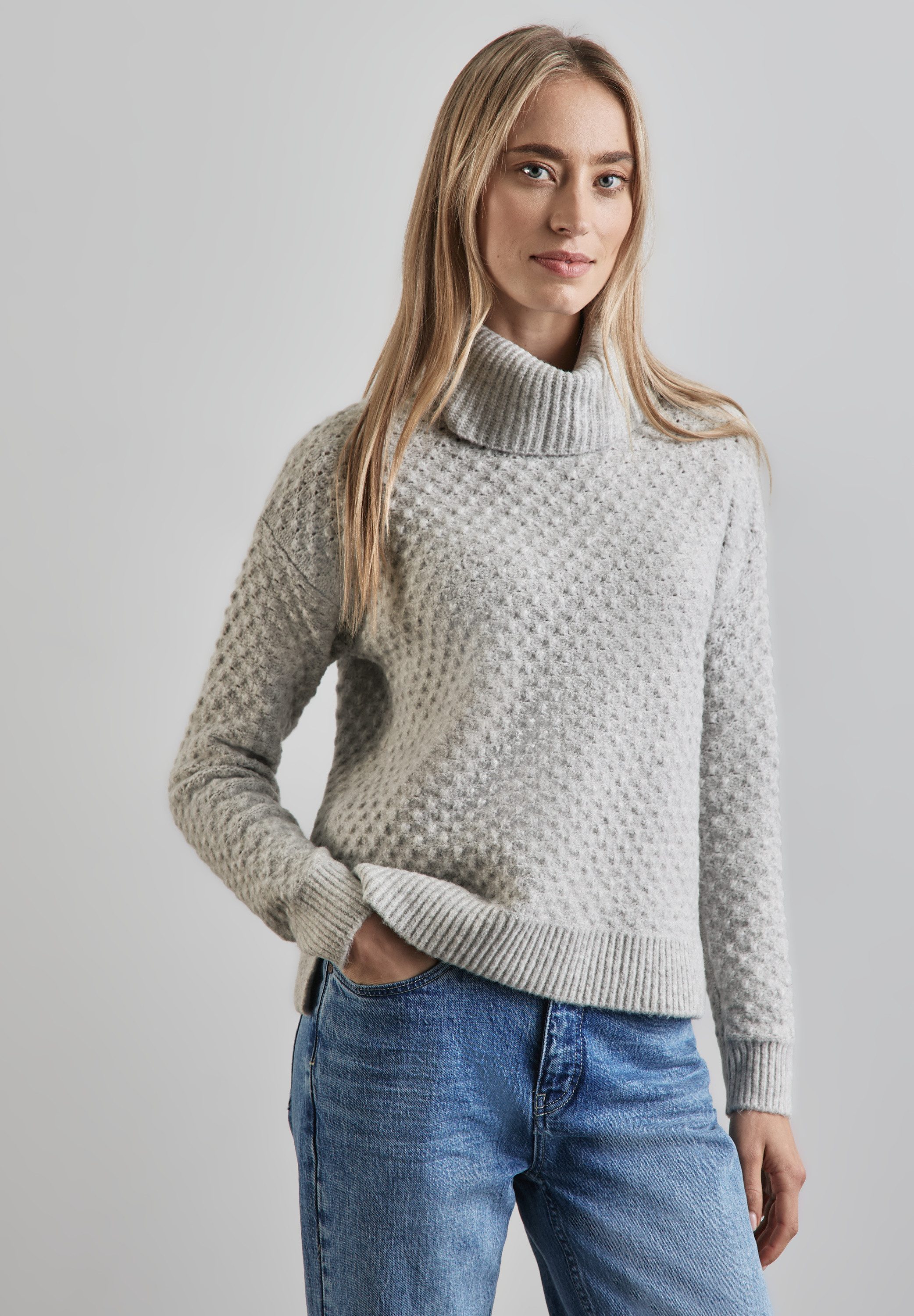Rollkragenpullover