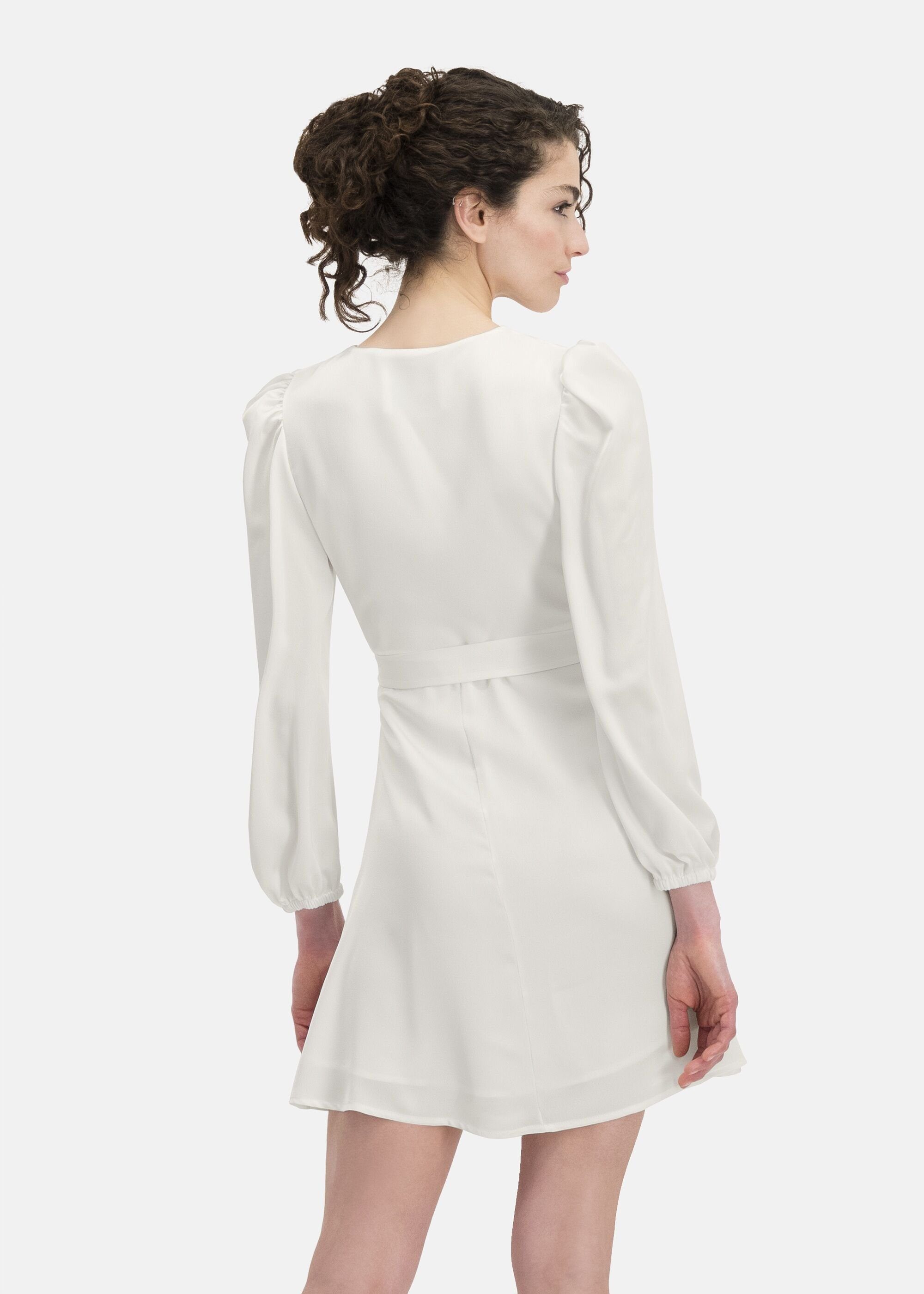 Nicowa A-Linien-Kleid VEROWA (1-tlg) aus hochwertigem Satin