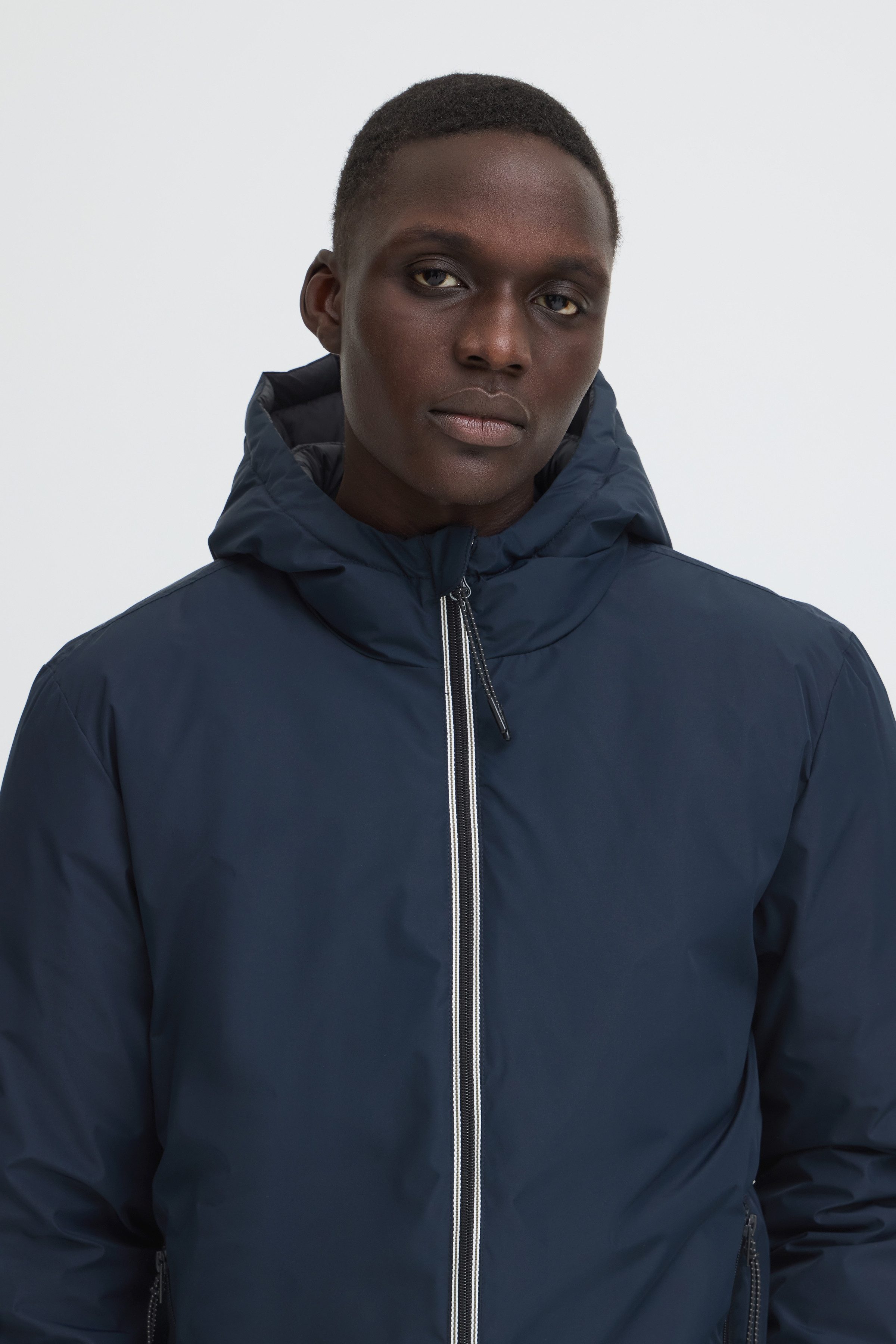 Blend Wendejacke BHELWAT REVERSIBLE JKT. Kunstfaser, regular fit