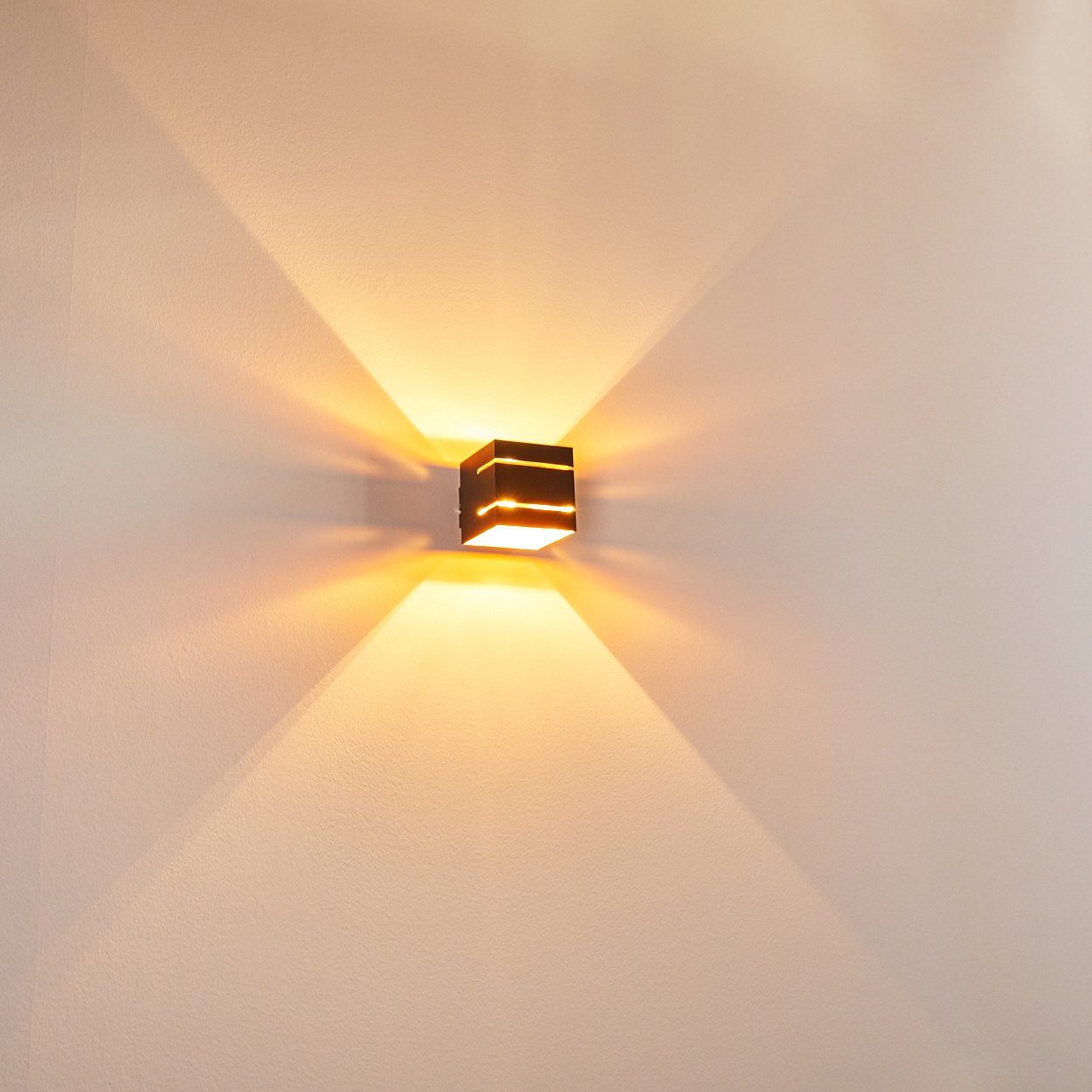 moderne Wandleuchte Leuchtmittel, Up »Riccio« mit Schlitzen, 1xG9, mit Metall mit Schwarz/Gold Lichteffekt, Cube/Innen hofstein & ohne Wandlampe aus in Down-Effekt
