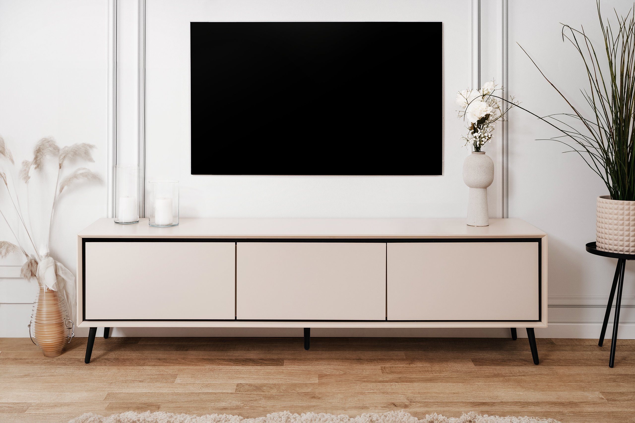 Newroom TV-Board Serano, TV Lowboard TV Schrank Fernsehtisch für Wohnzimmer Schlafzimmer
