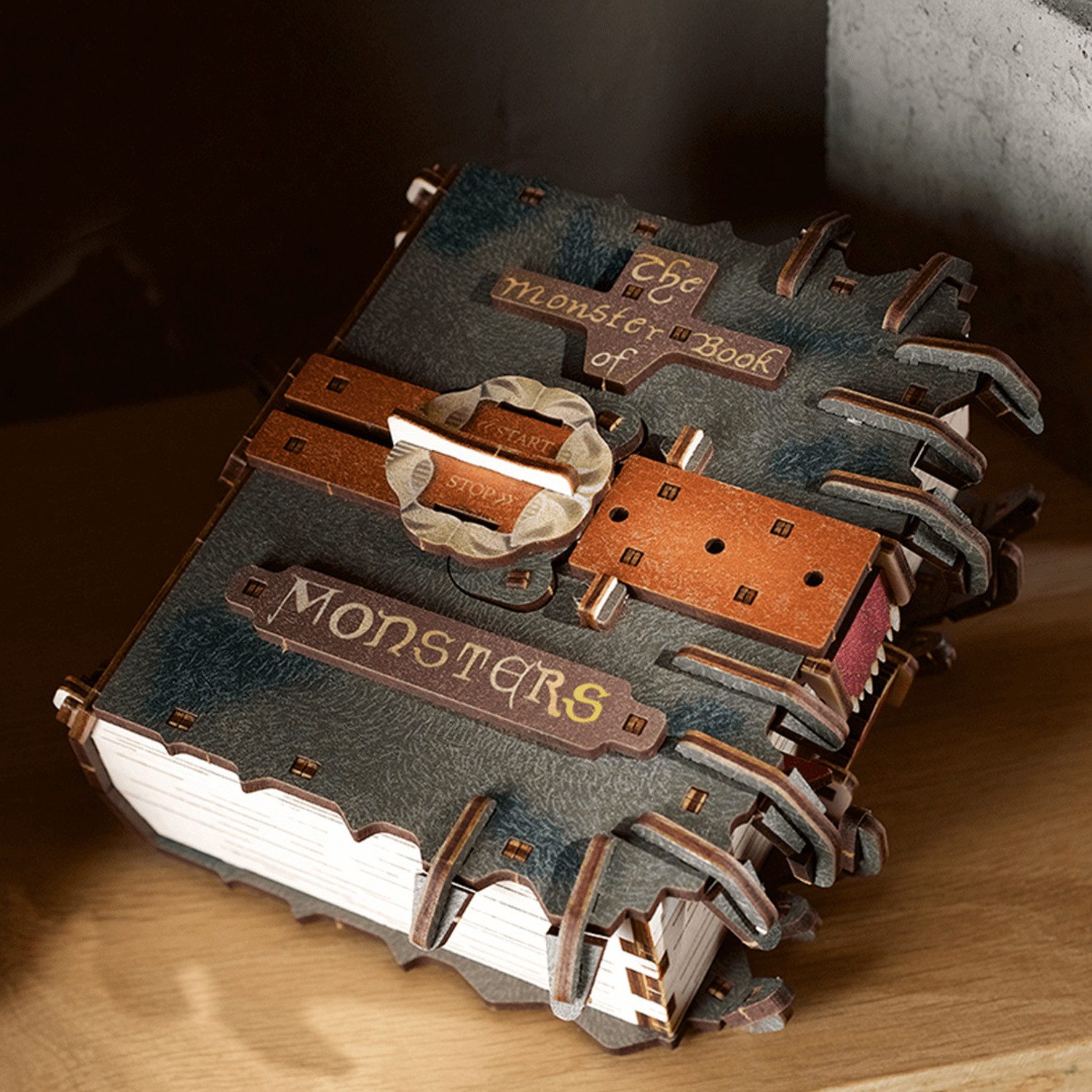 UGEARS Modellbausatz The Monster Book of Monsters Harry Potter aus Holz, (195-tlg)