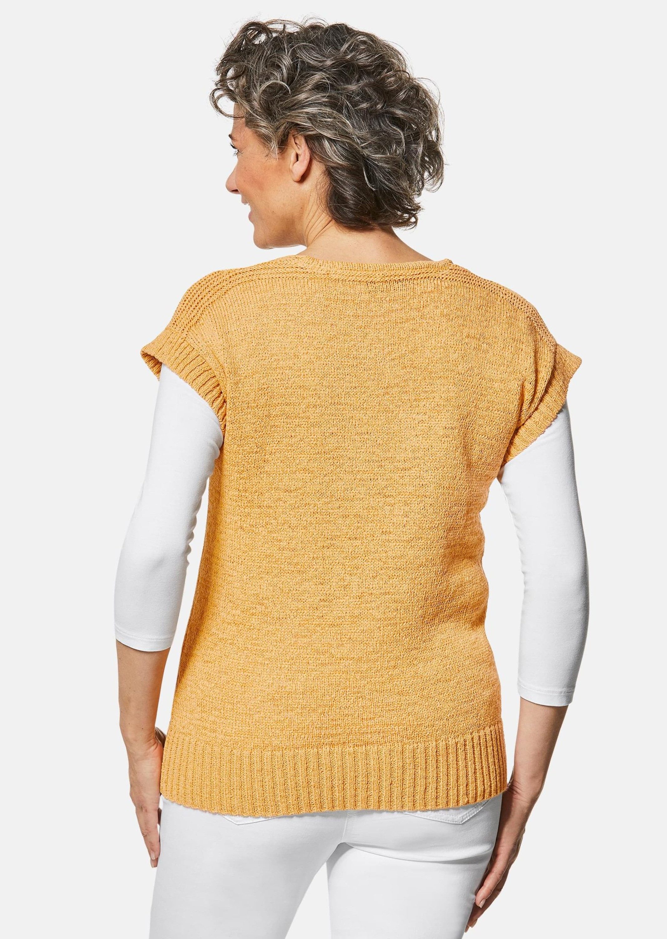 GOLDNER Strickpullover Trageangenehmer Pullunder mit modischem Ausschnitt günstig online kaufen