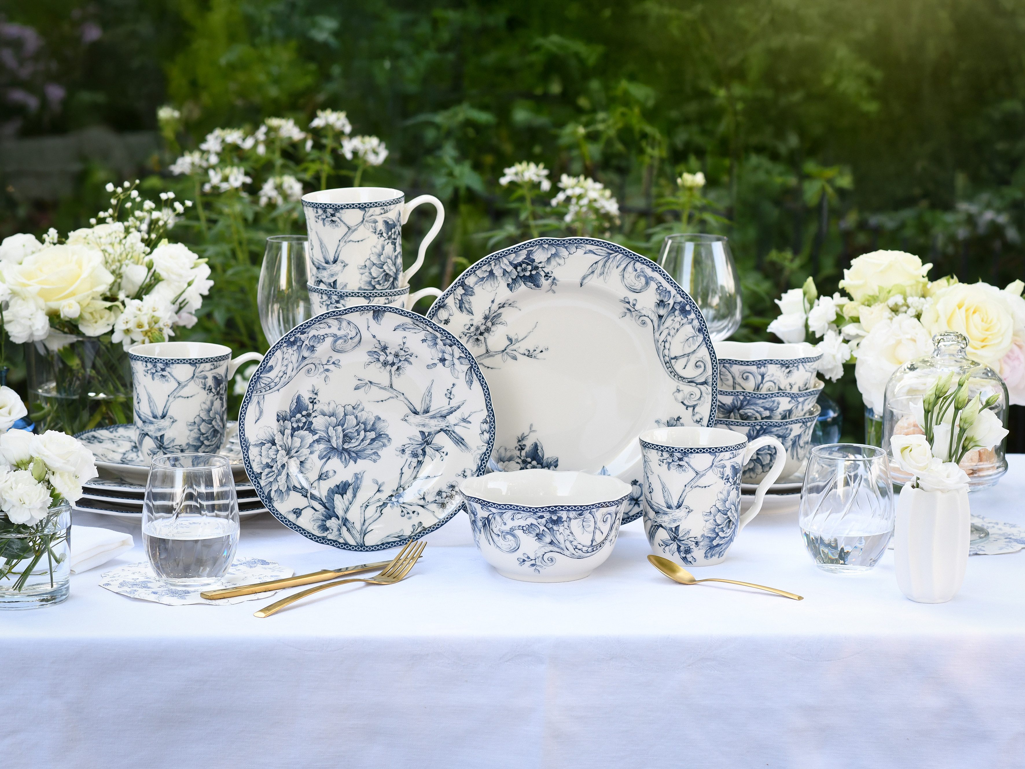 CreaTable Kombiservice Adelaide, Service 16-tlg. (16-tlg), 4 Personen, Porzellan, Nostalgischer Vintage Dekor, Elegante Form