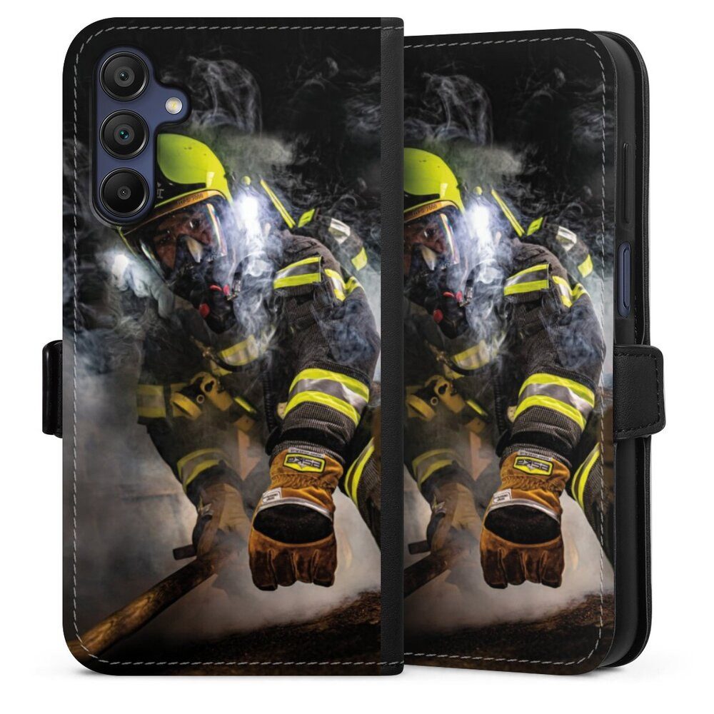 DeinDesign Handyhülle Feuerwehr Feuerwehrmann Feuer Smokediver, Samsung Galaxy A15 5G Hülle Handy Flip Case Wallet Cover