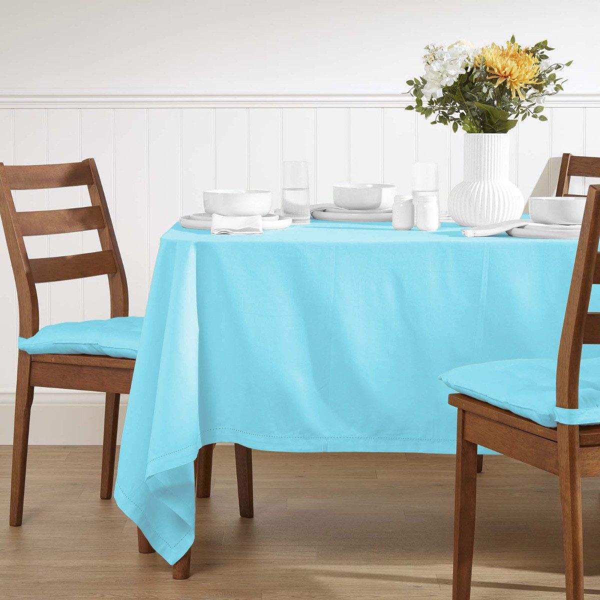 Homescapes Tischdecke Tischdecke hellblau – 137 x 178 cm, 100% Baumwolle (1-tlg)