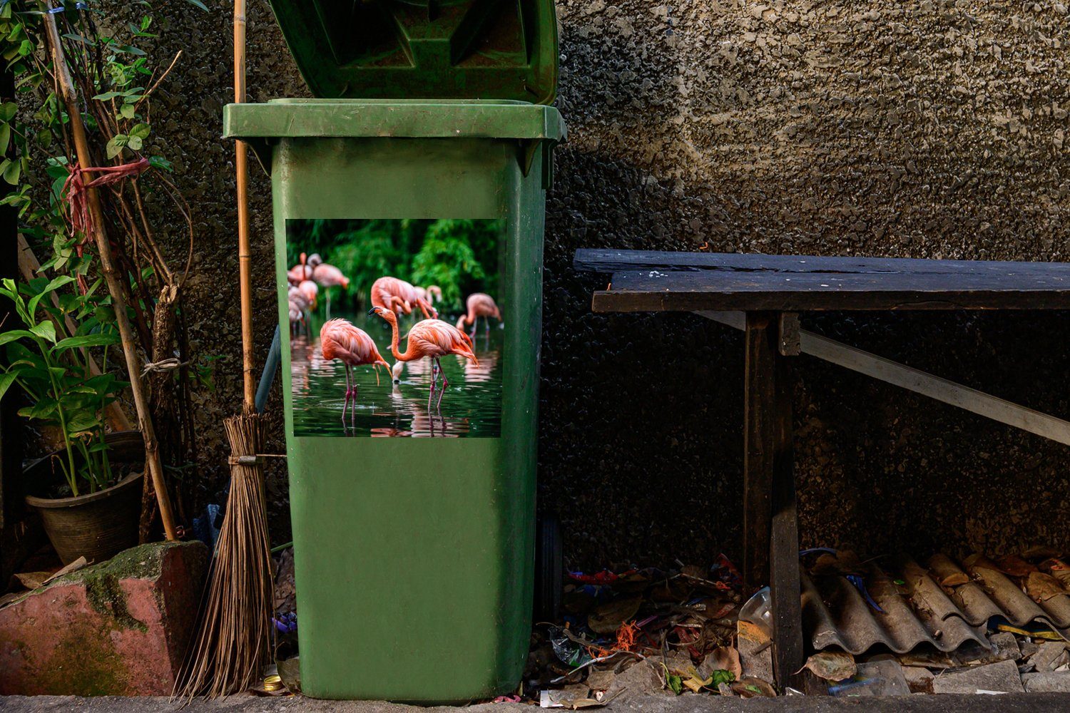 Wandsticker Mülleimer-aufkleber, Container, (1 MuchoWow - Wasser Vogel Tropisch Abfalbehälter Sticker, Flamingo - - Rosa - Mülltonne, St),