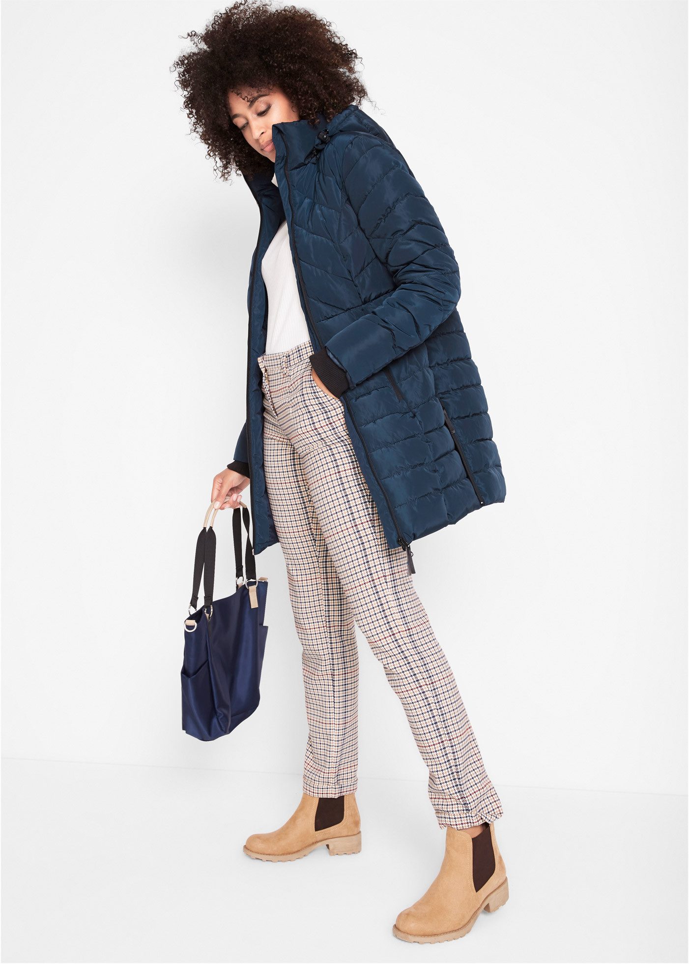 bonprix Steppjacke mit wattierter Füllung, mit abnehmbarer Kapuze, pflegeleicht – Bild 5 von 5