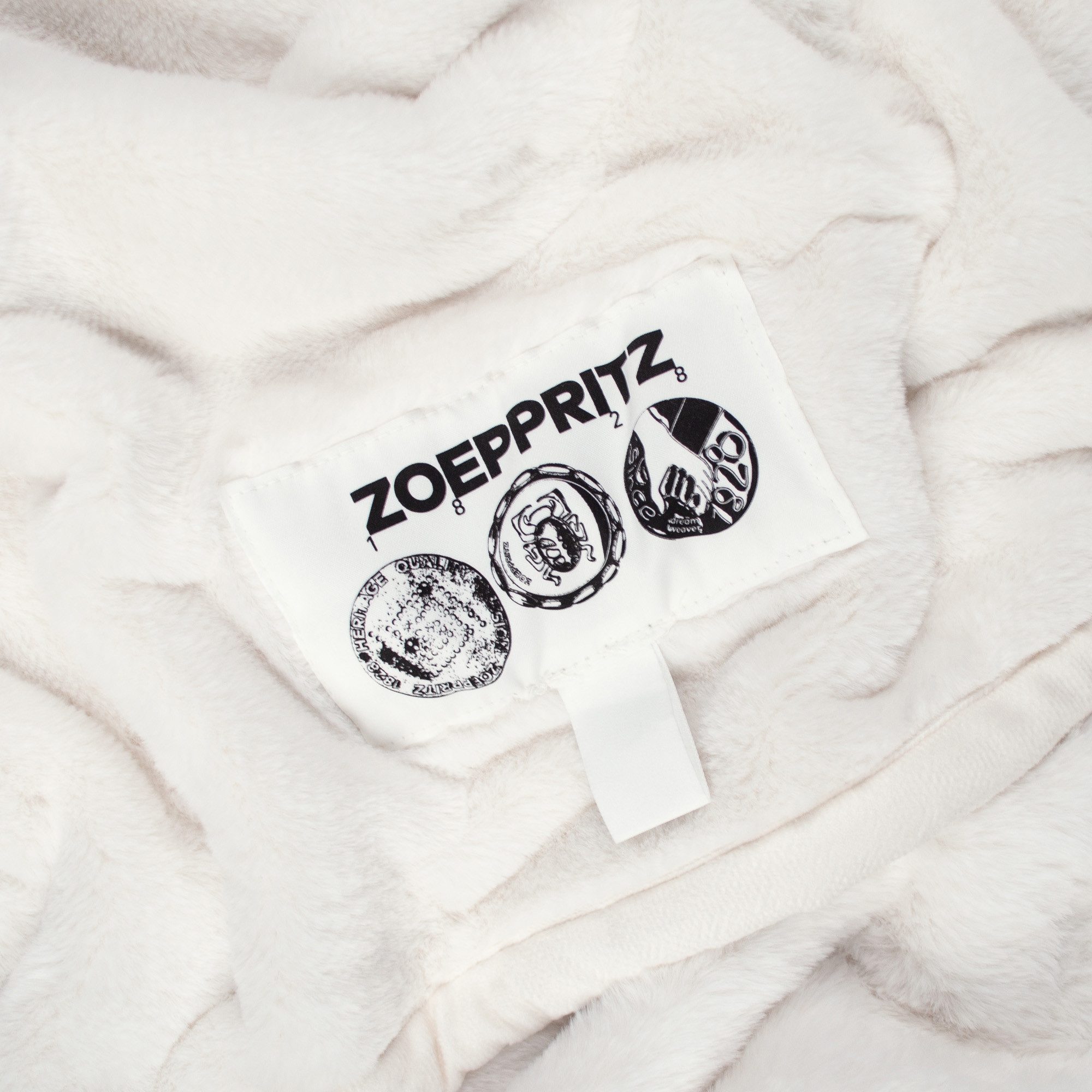 Wohndecke The Blanket, ZOEPPRITZ1828, Extra weiche Decke aus recyceltem Polyester