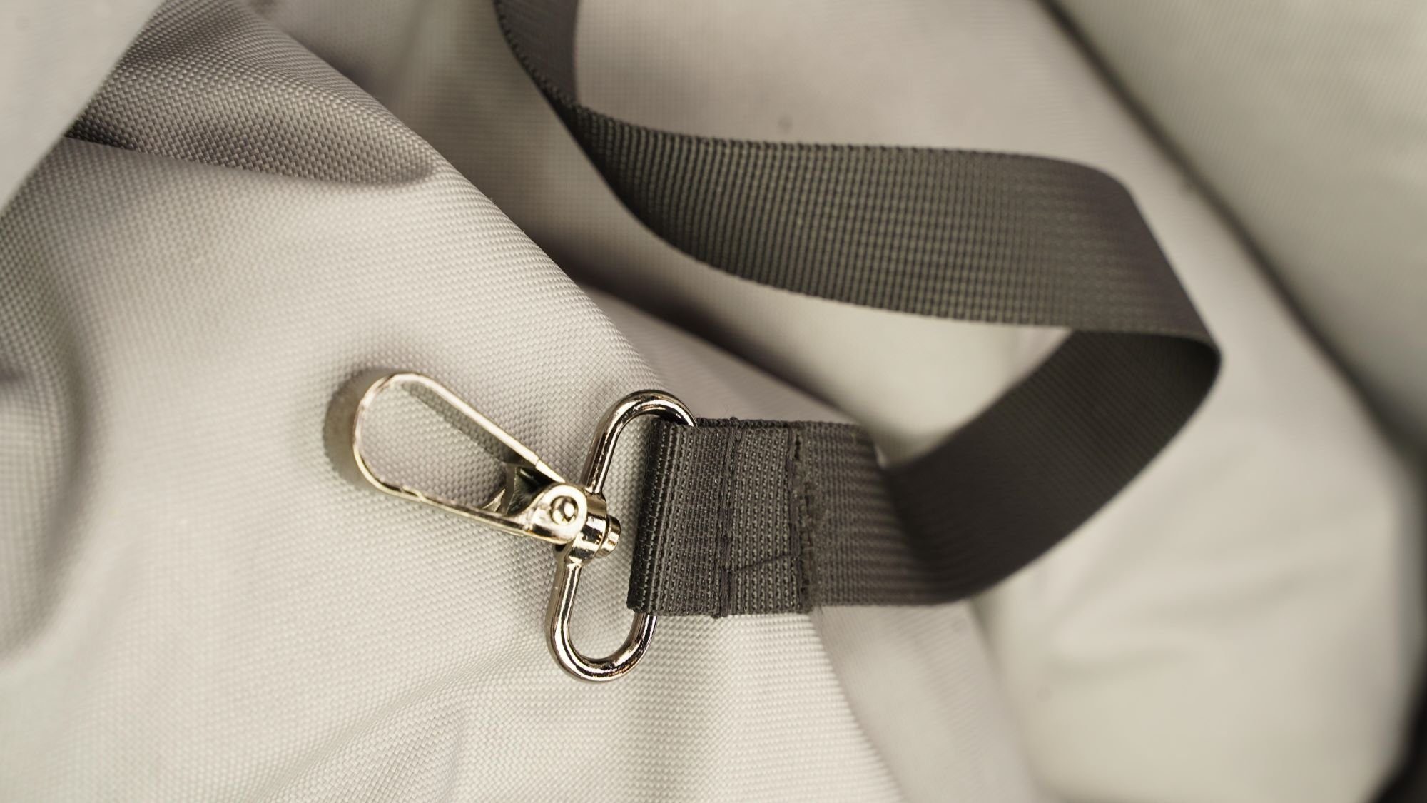 Animood Hunde-Autositz Hundeautositz Julian grau S Hundesitz Tierautositz 58x53x20 cm, Kodura, wasserfestes Material