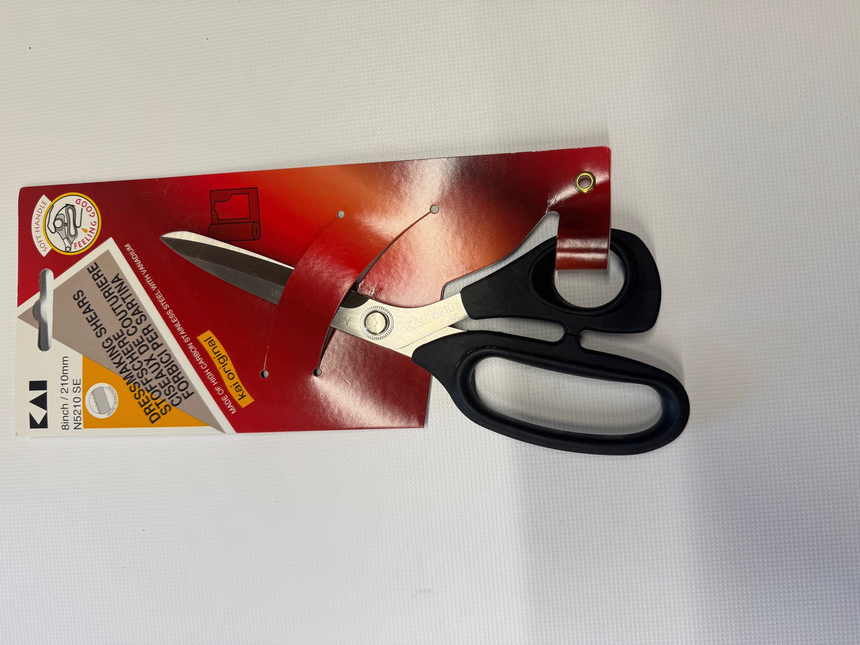 KAI Haushaltsschere Kai Schere N5210SE Stoffschere 210mm Microschliff, (1-tlg)