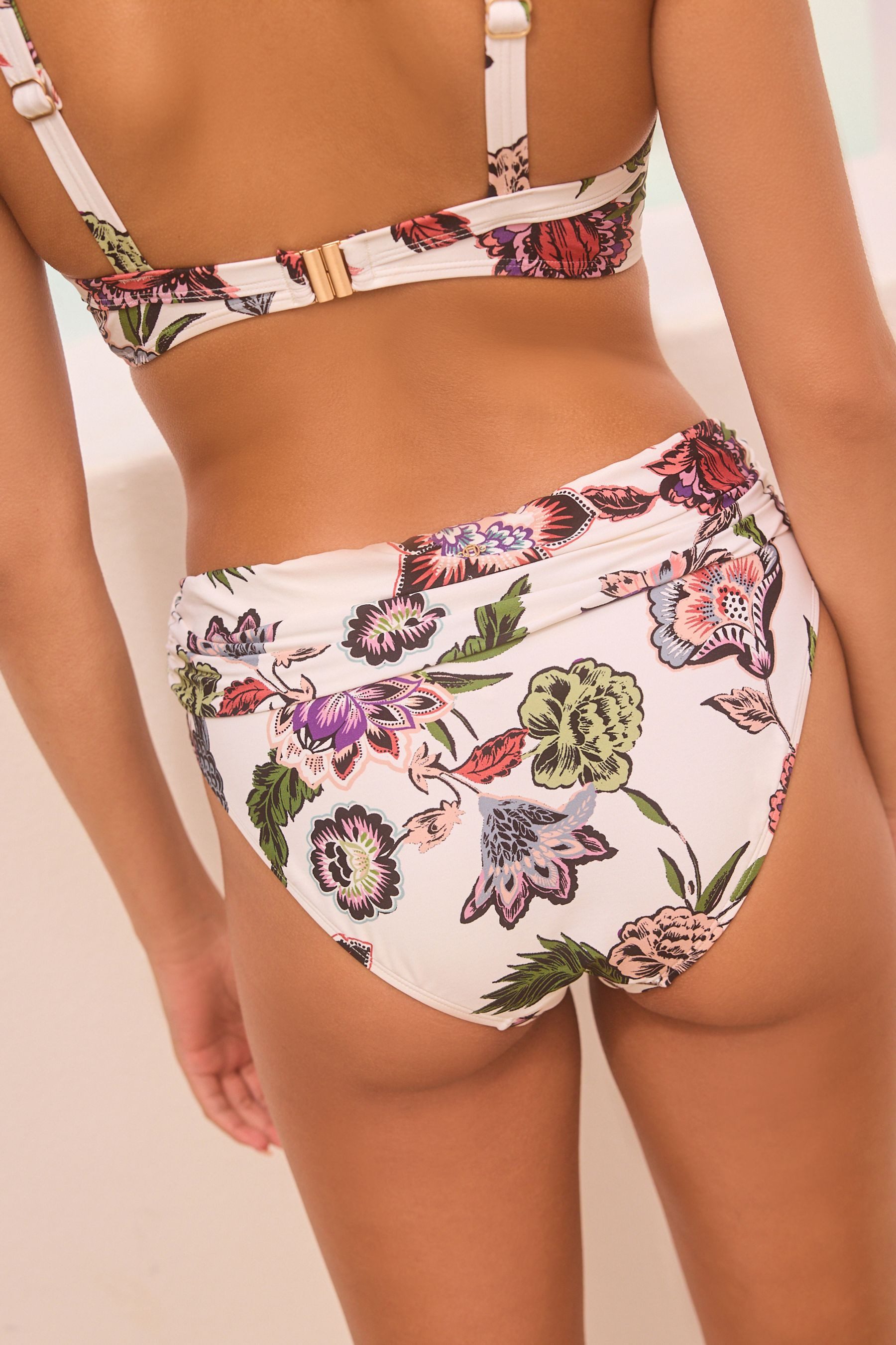 Next Bikini-Hose Bikinihose mit Rollbund (1-St) günstig online kaufen