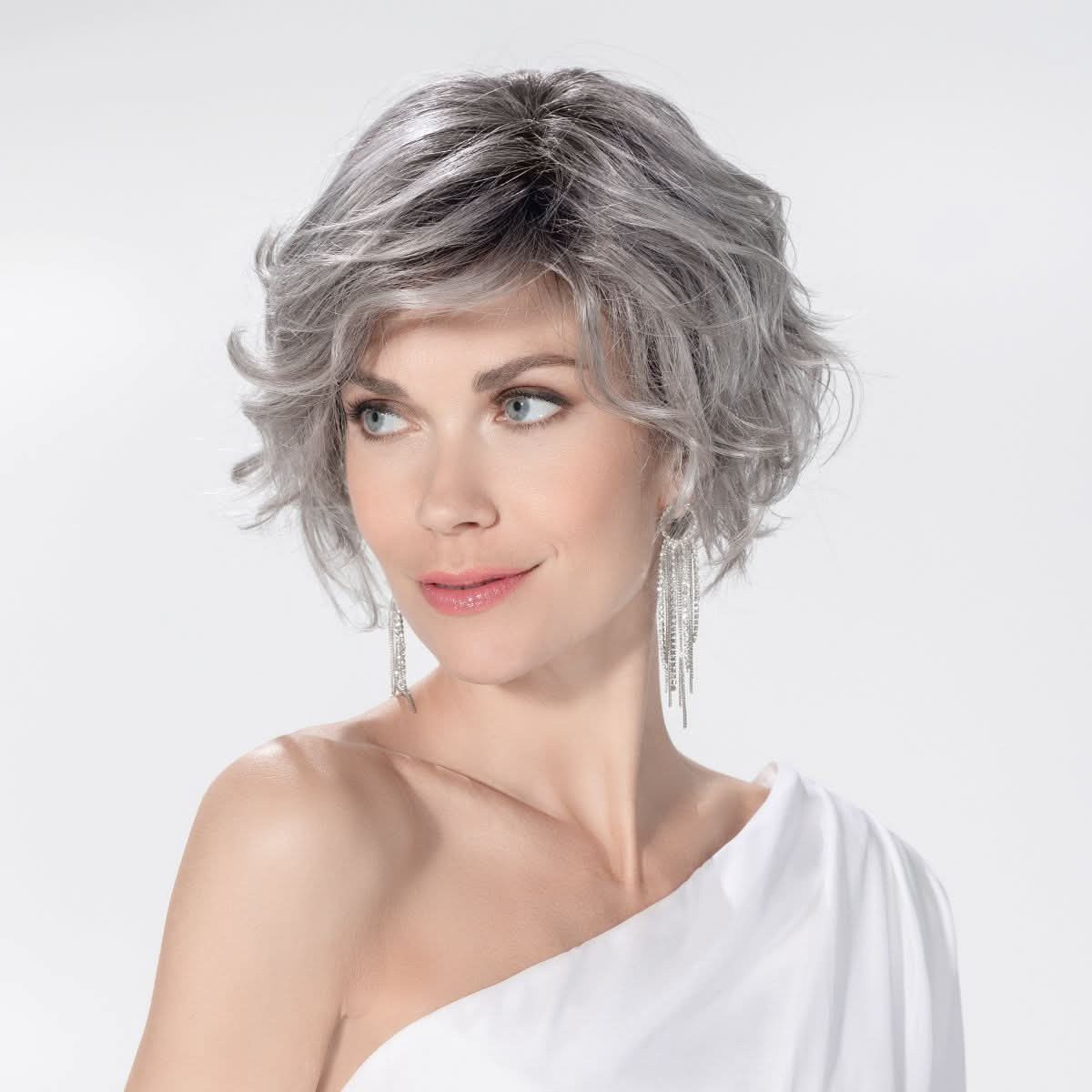 Ellen Wille Kunsthaarperücke Ellen Wille Romance Deluxe, Wavy Bob, handgeknüpft, Monofilament, Filmansatz, Gr. M