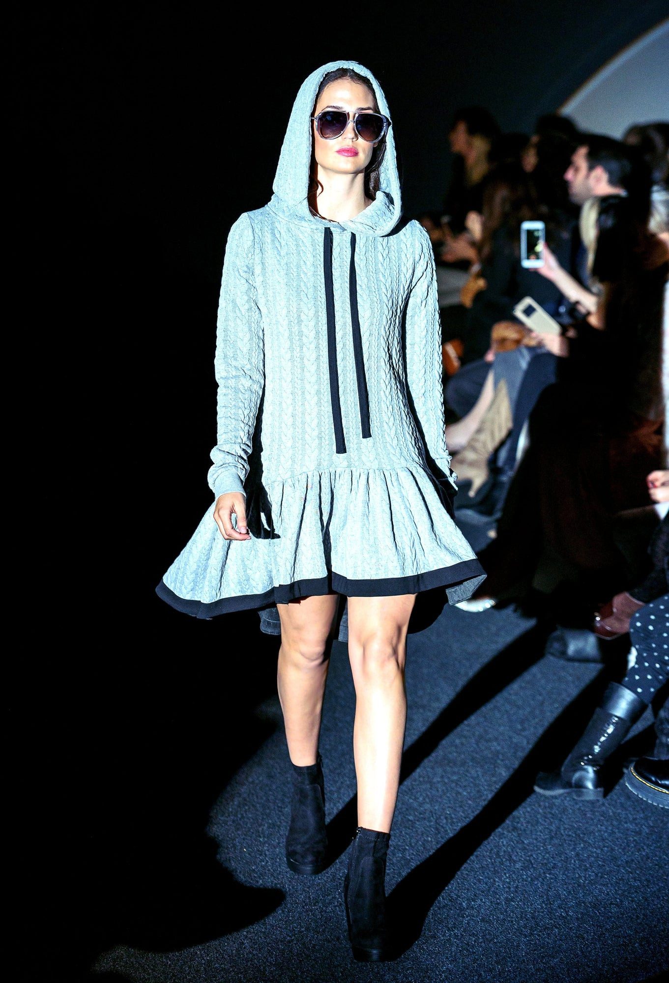 ILAY Lit Hoodie Foxy Gray