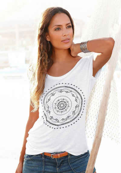 LASCANA Strandshirt mit Print und glänzendem Effekt, Ethno-Look, casual