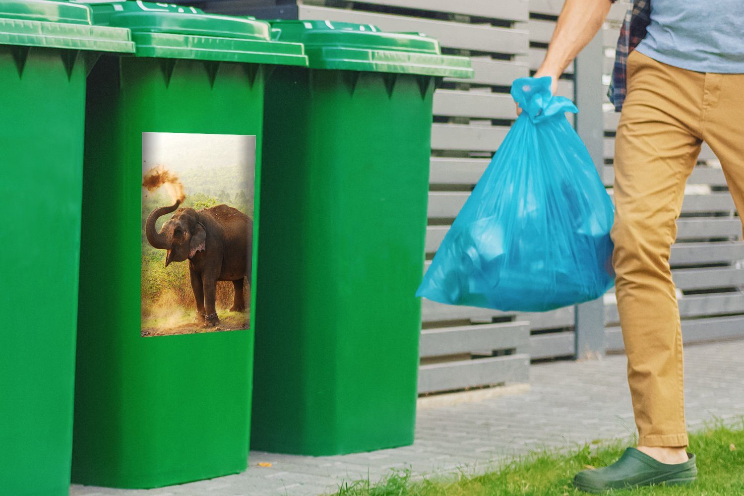 Sticker, MuchoWow Wald Abfalbehälter Bäume - Tiere Mülleimer-aufkleber, St), (1 Container, - - Mülltonne, Wandsticker Elefant
