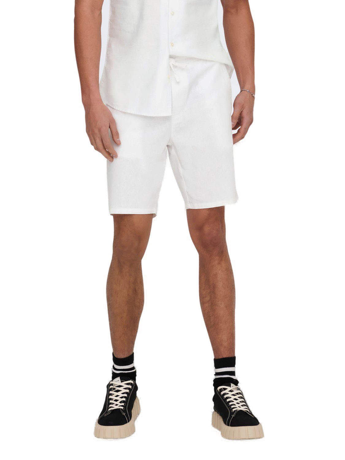 Baumwollmix Bright 22024967 ONLY Shorts aus White & SONS ONSLINUS
