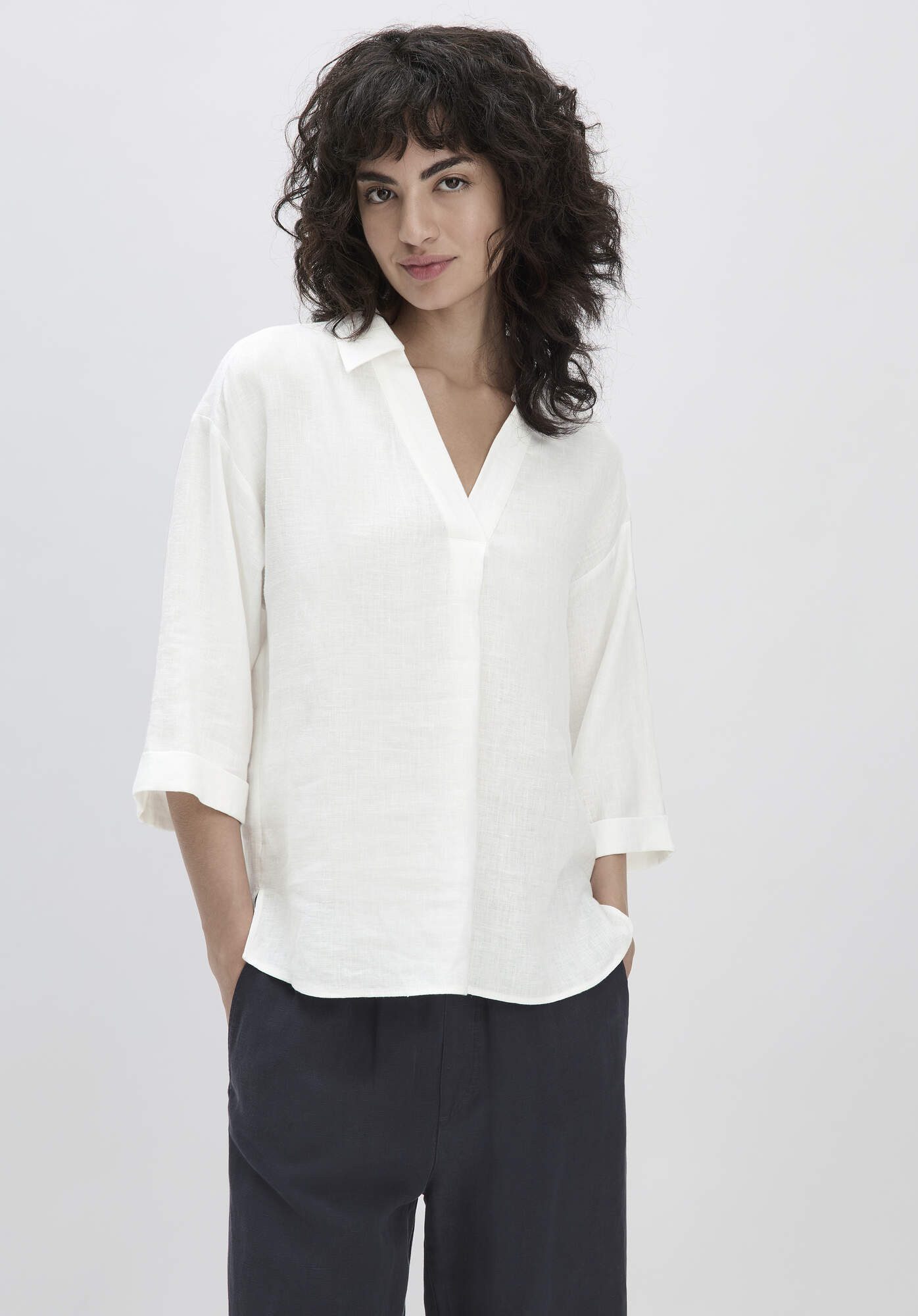 Hessnatur Klassische Bluse aus reinem Leinen günstig online kaufen