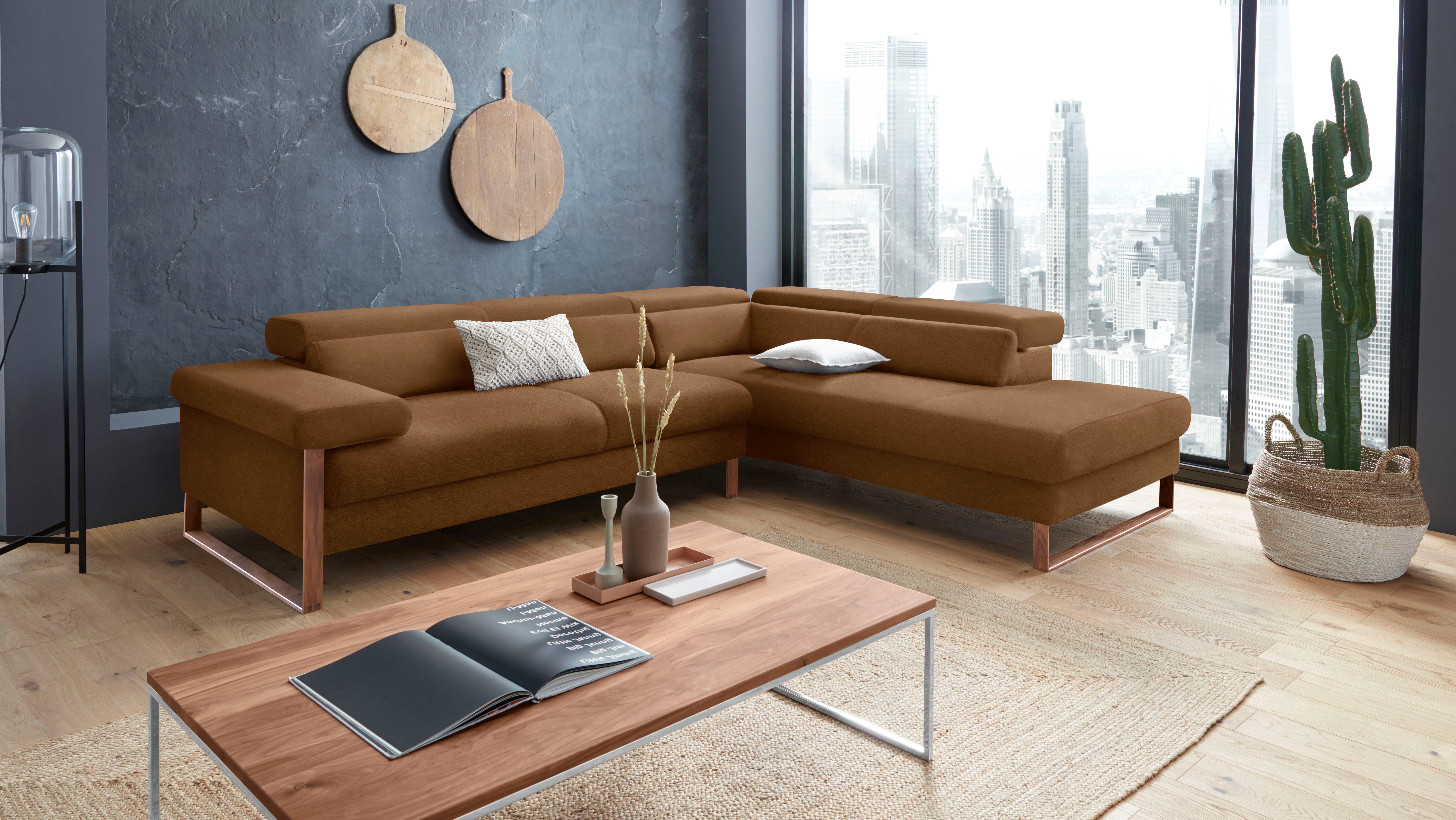 W.SCHILLIG Ecksofa finn, Designsofa mit tollem Sitzkomfort, bequem, L-Form, German Design Award 2016, Fußgestell Nussbaum natur, Breite 281 cm