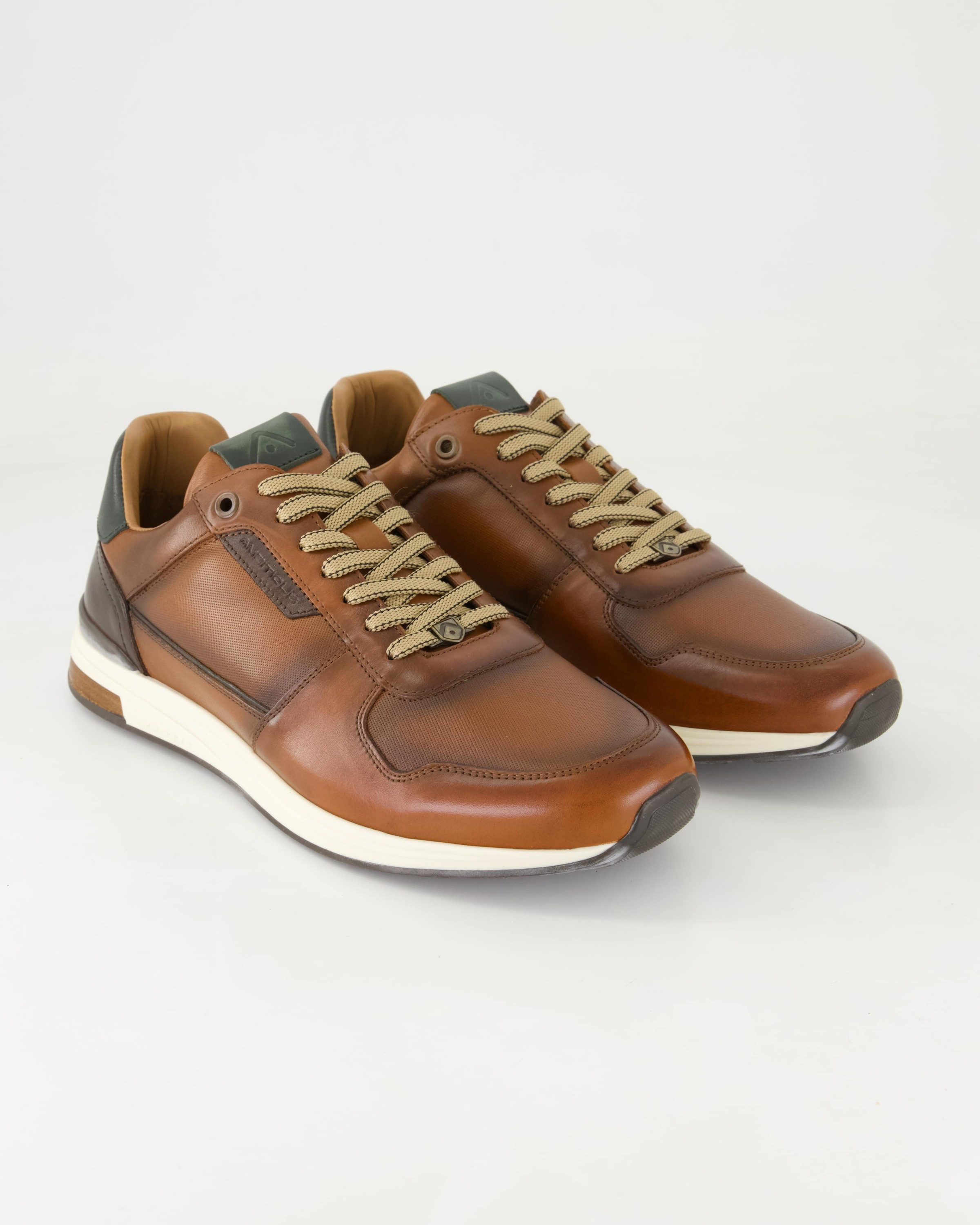 Ambitious Slow Sneaker Obermaterial: Leder