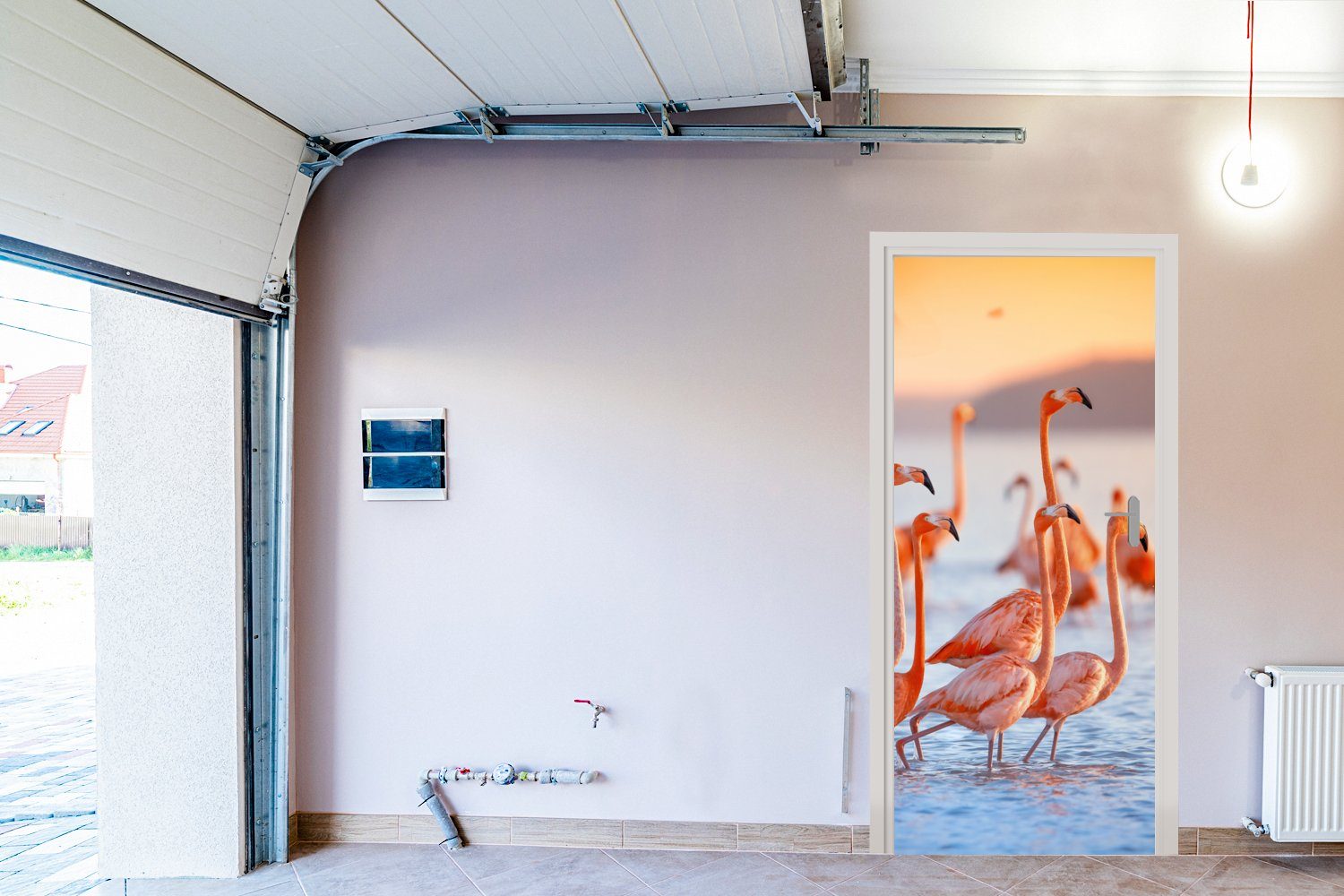 Türaufkleber, - Wasser MuchoWow bedruckt, (1 für - 75x205 Rosa, Tür, Tiere Flamingo Fototapete Matt, Türtapete cm - St),