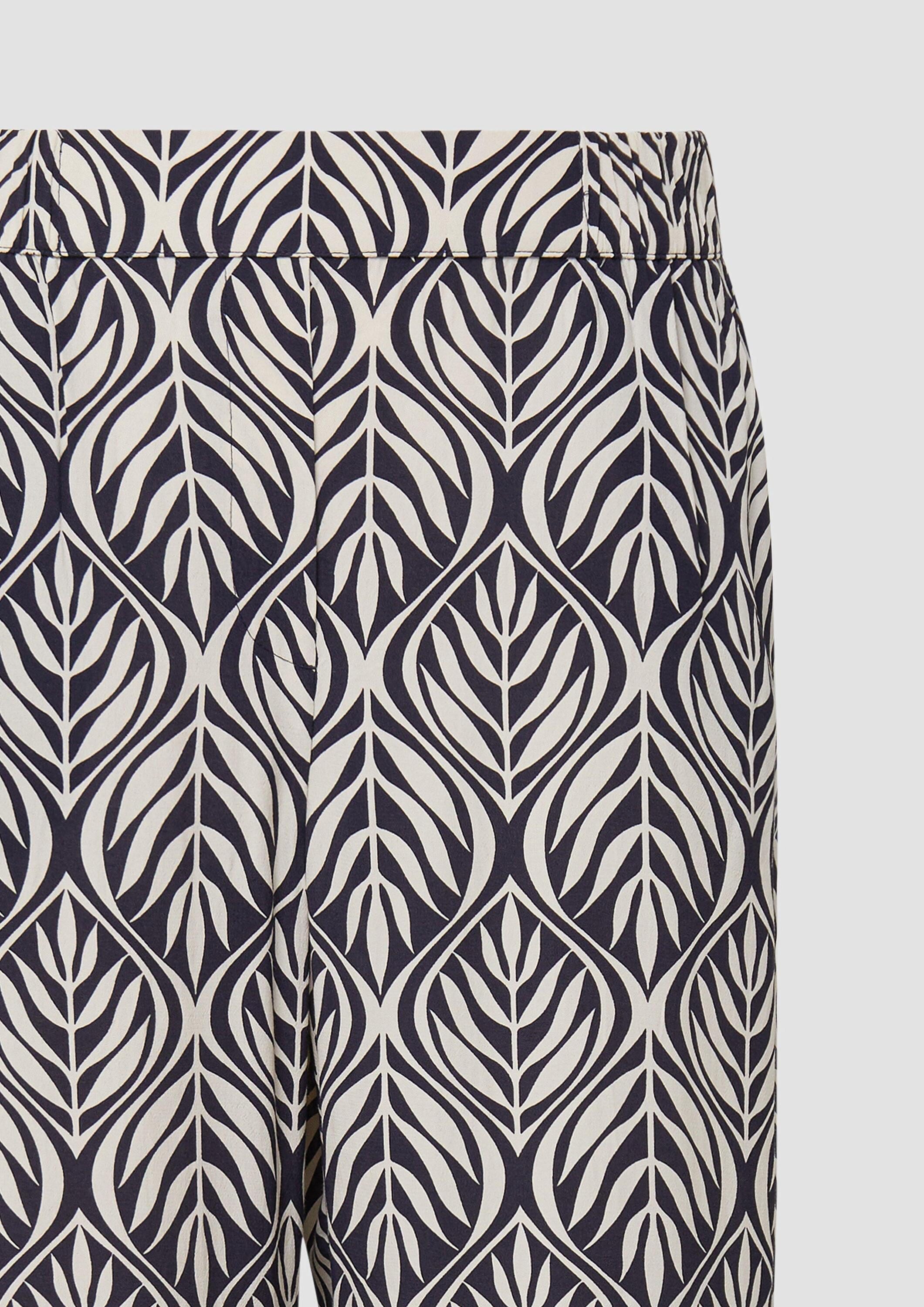 s.Oliver Culotte Hose Culotte aus Viskose mit All-over-Print