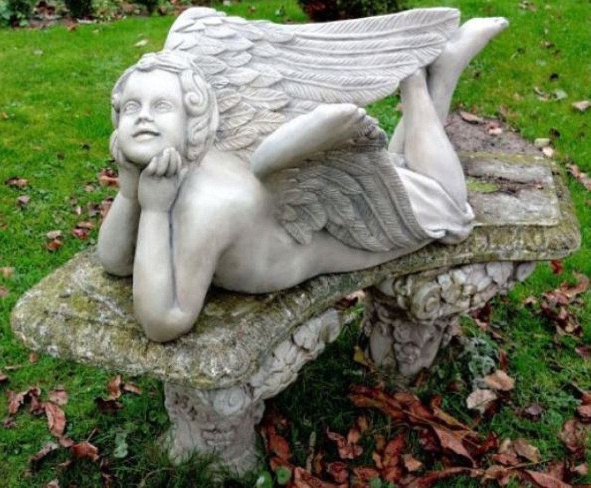 Casa Padrino Skulptur Jugendstil Skulptur liegender Engel 25 x H. 43 cm - Gartendeko Figur - Special!
