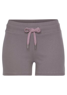 LASCANA ACTIVE Shorts -Kurze Hose mit kleinen Seitenschlitzen