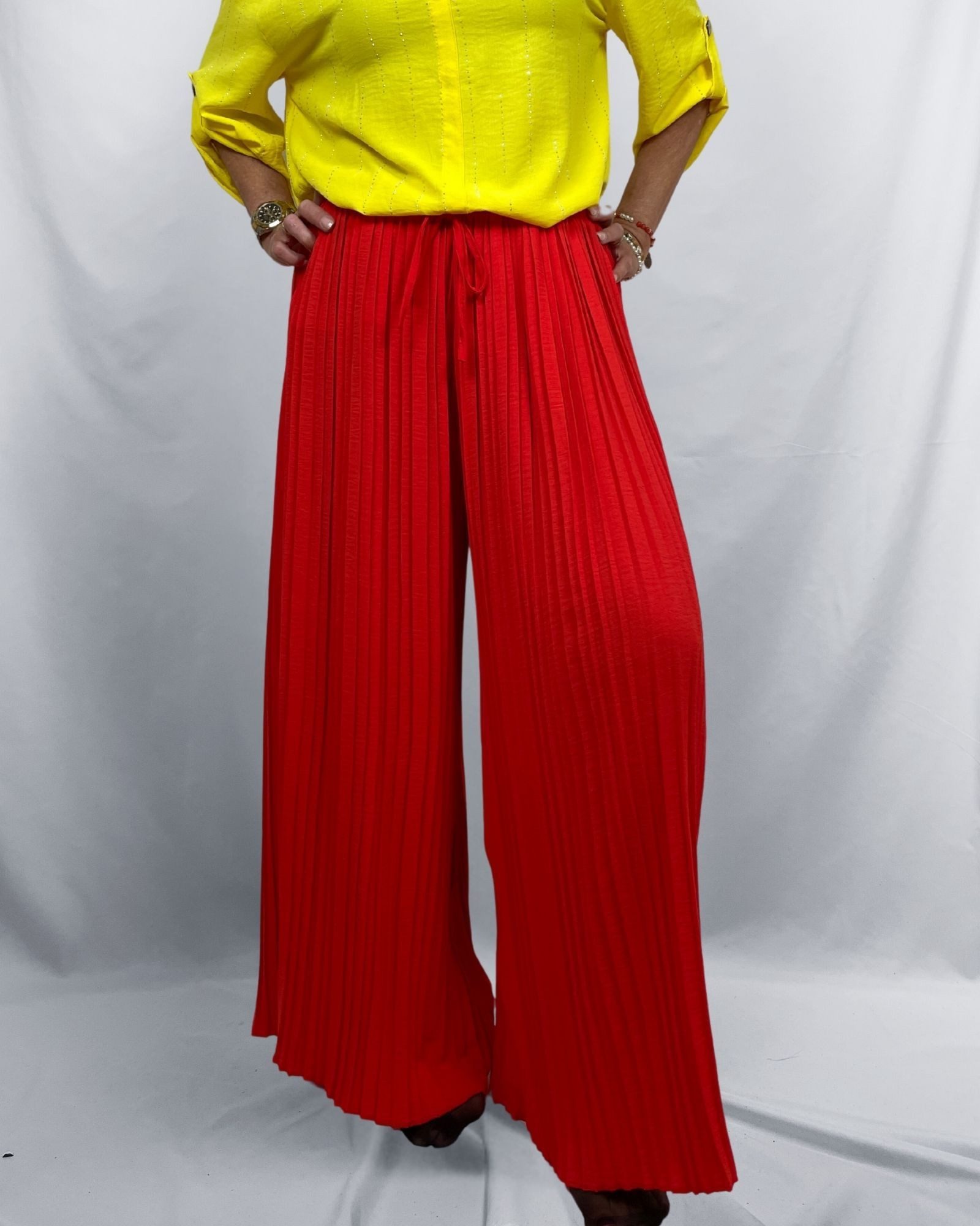 ITALY VIBES Palazzohose ALMA - Plisseehose - weite Hose - Bindegürtel - Stoffhose - ONE SIZE passt Размер XS - L