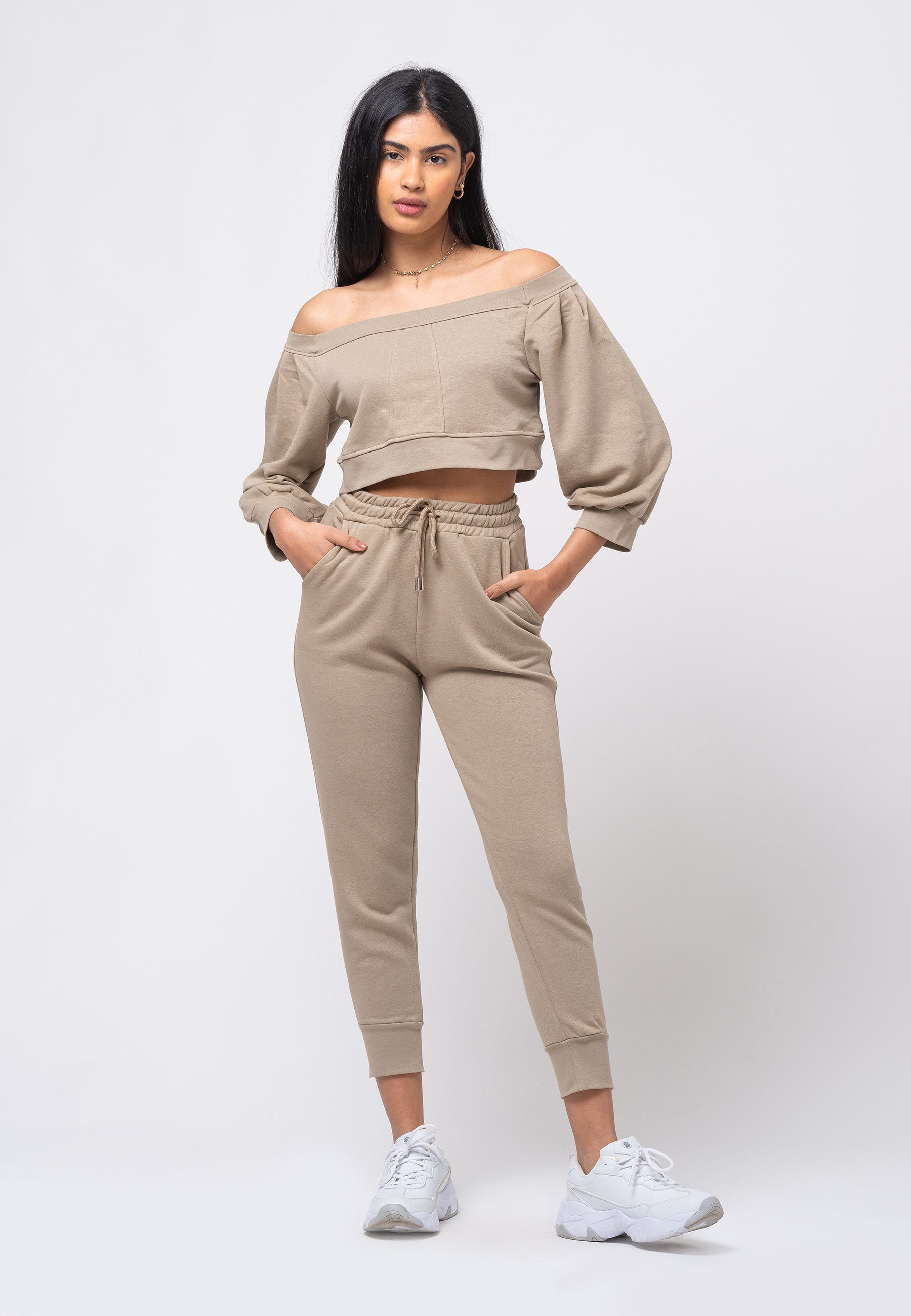 Freizeitanzug WOMAN regular ftit SWEATSHIRT AND PANT SETS
