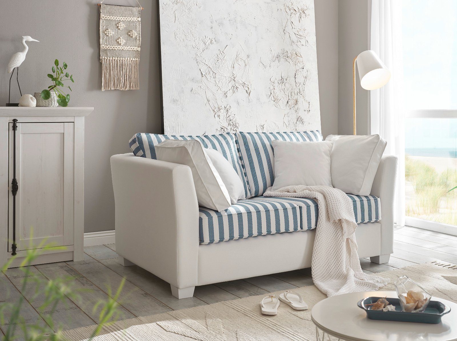 Furn.Design Sofa Hooge, 2-Sitzer in Cremeweiß mit blau, Landhausstil, mit Bonell Federkern