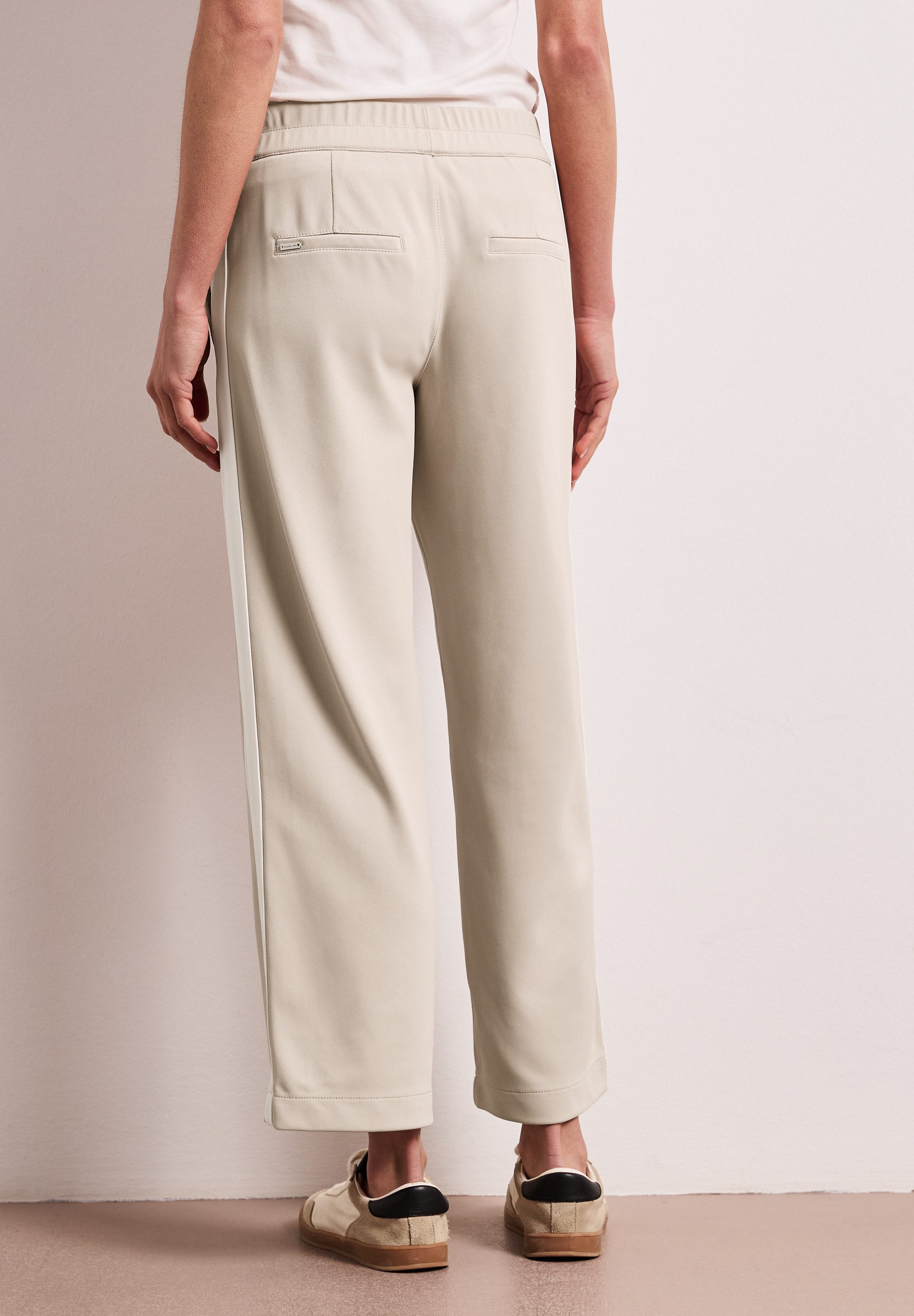 STREET ONE Stoffhose mit Gallonstreifen – Bild 2 von 5
